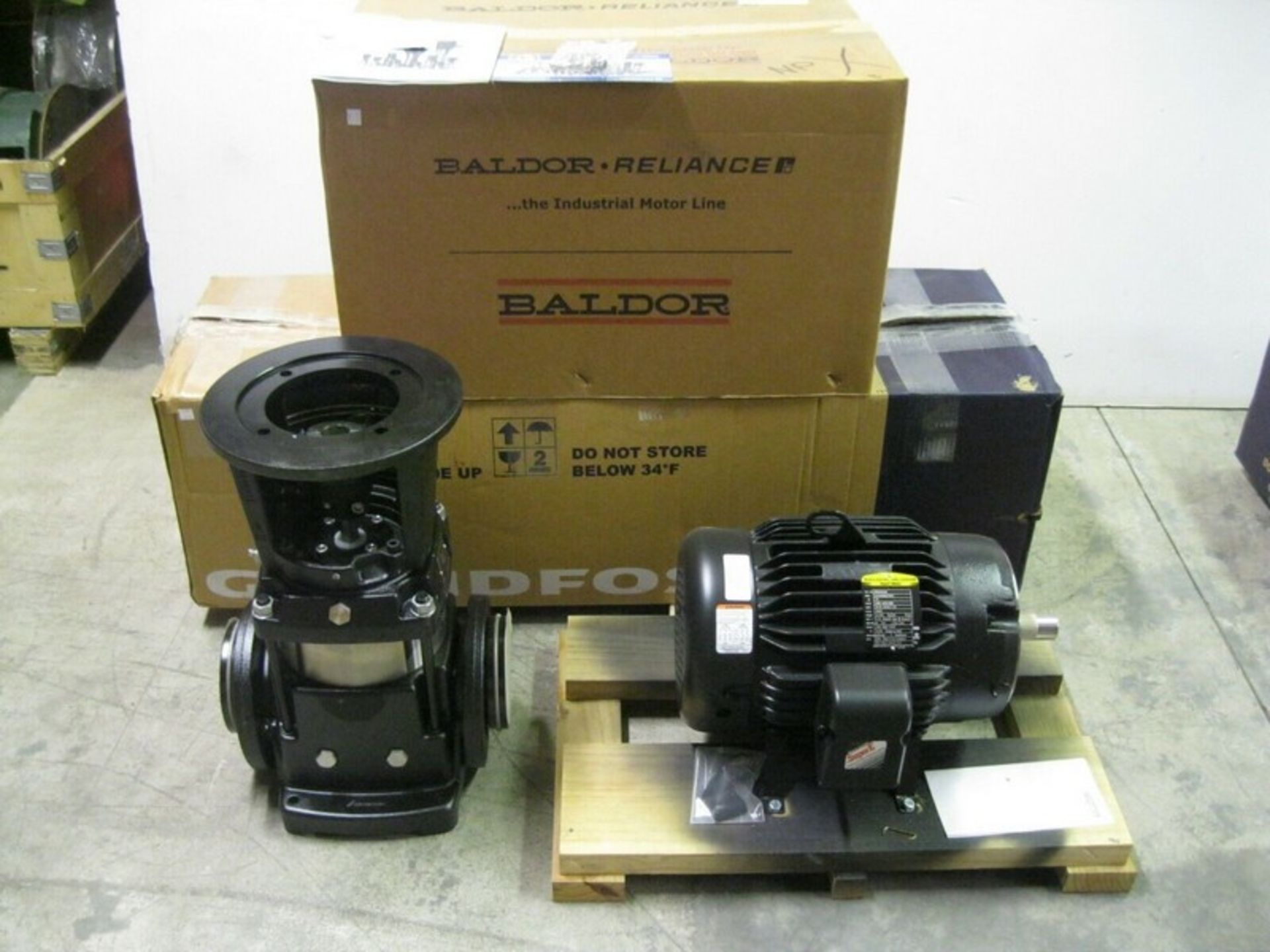 4" Grundfos CR64-1-1 Centrifugal Pump Baldor 10 HP Motor NEW - Image 4 of 6