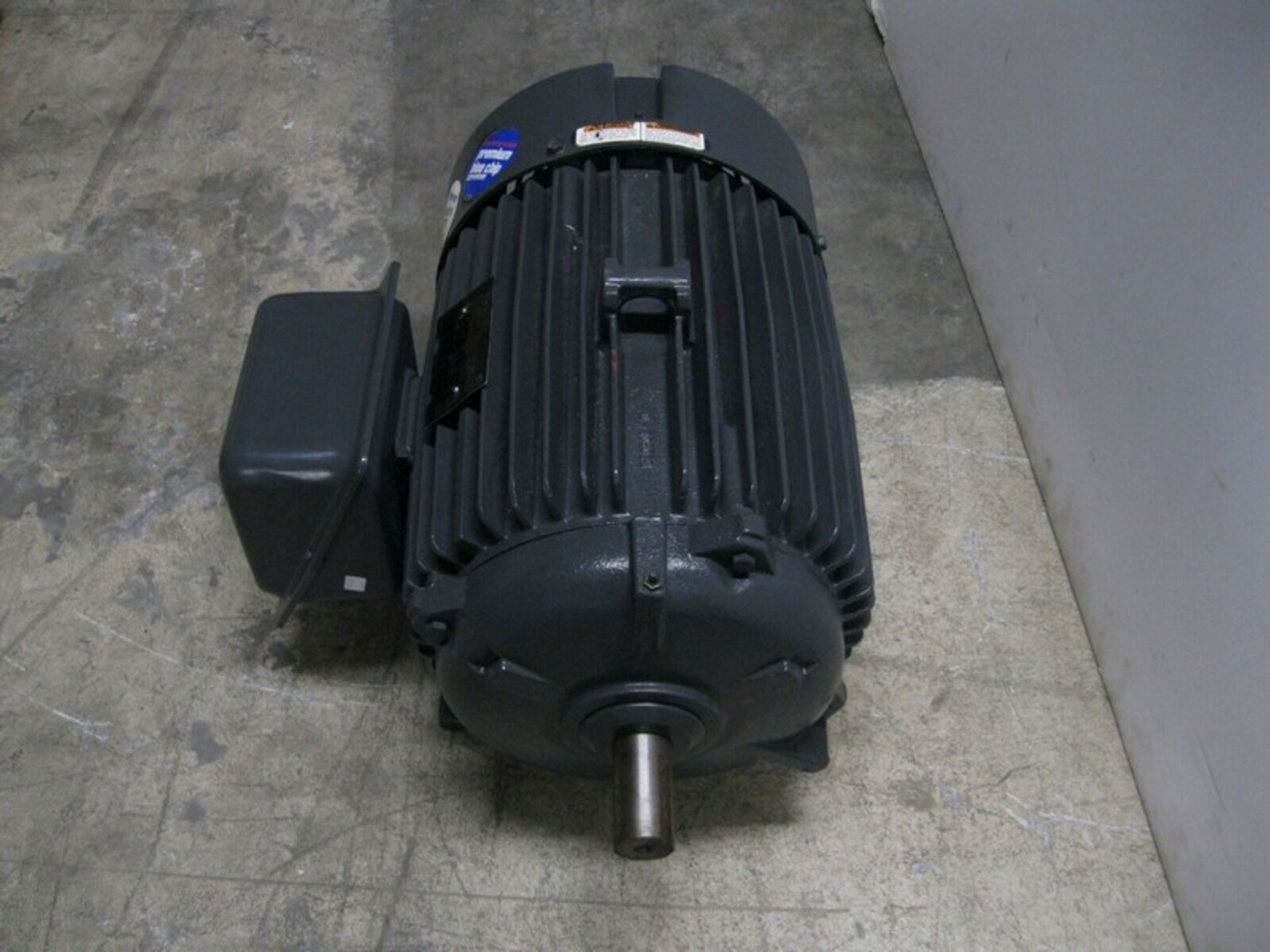 Marathon Electric EVN286TSTFPA4001BAL Motor 30HP NEW (NOTE: Packing and Palletizing Can Be Provided - Image 3 of 4