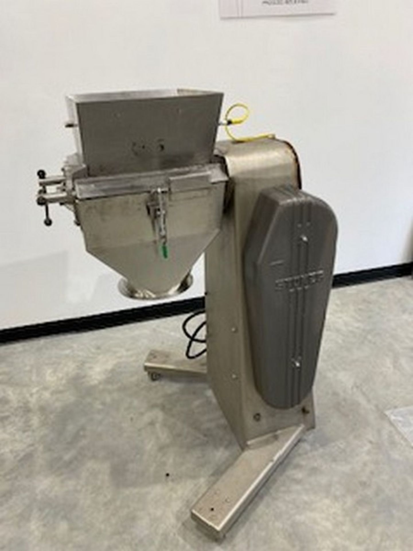 Stokes Oscillator - Model: 43-4. Comes with Discharge Chute, screen and locking arms. Driven by a