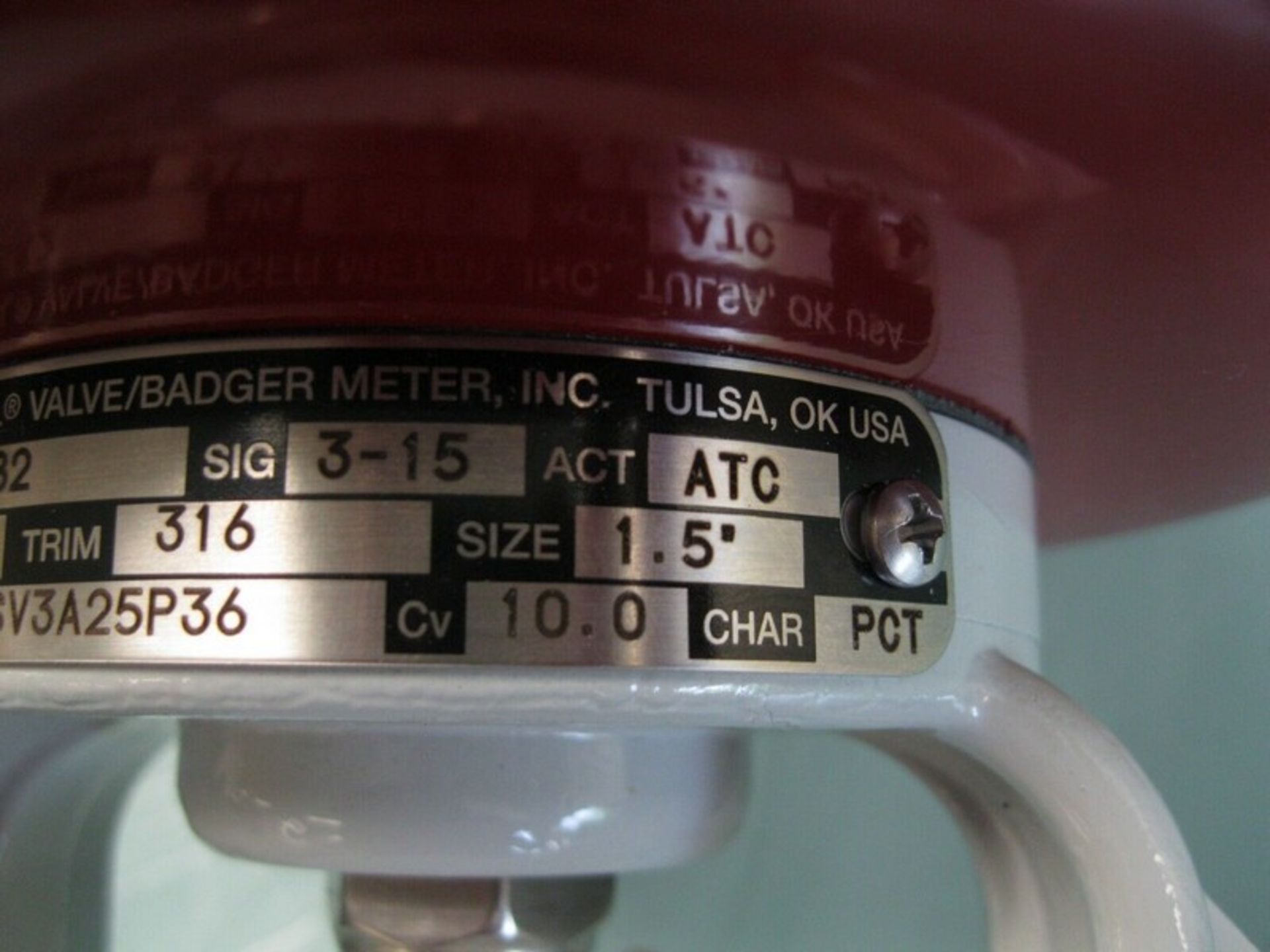 1-1/2" NPT Badger Meter 9000 Series SS Control Valve NEW (NOTE: Packing and Palletizing Can Be - Image 4 of 5