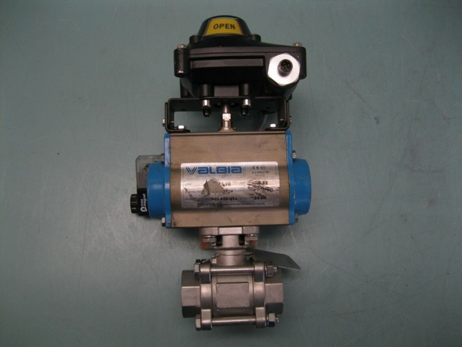 1" NPT Bonomi SS Ball Valve Valbia DA 52 Actuator (NOTE: Packing and Palletizing Can Be Provided By
