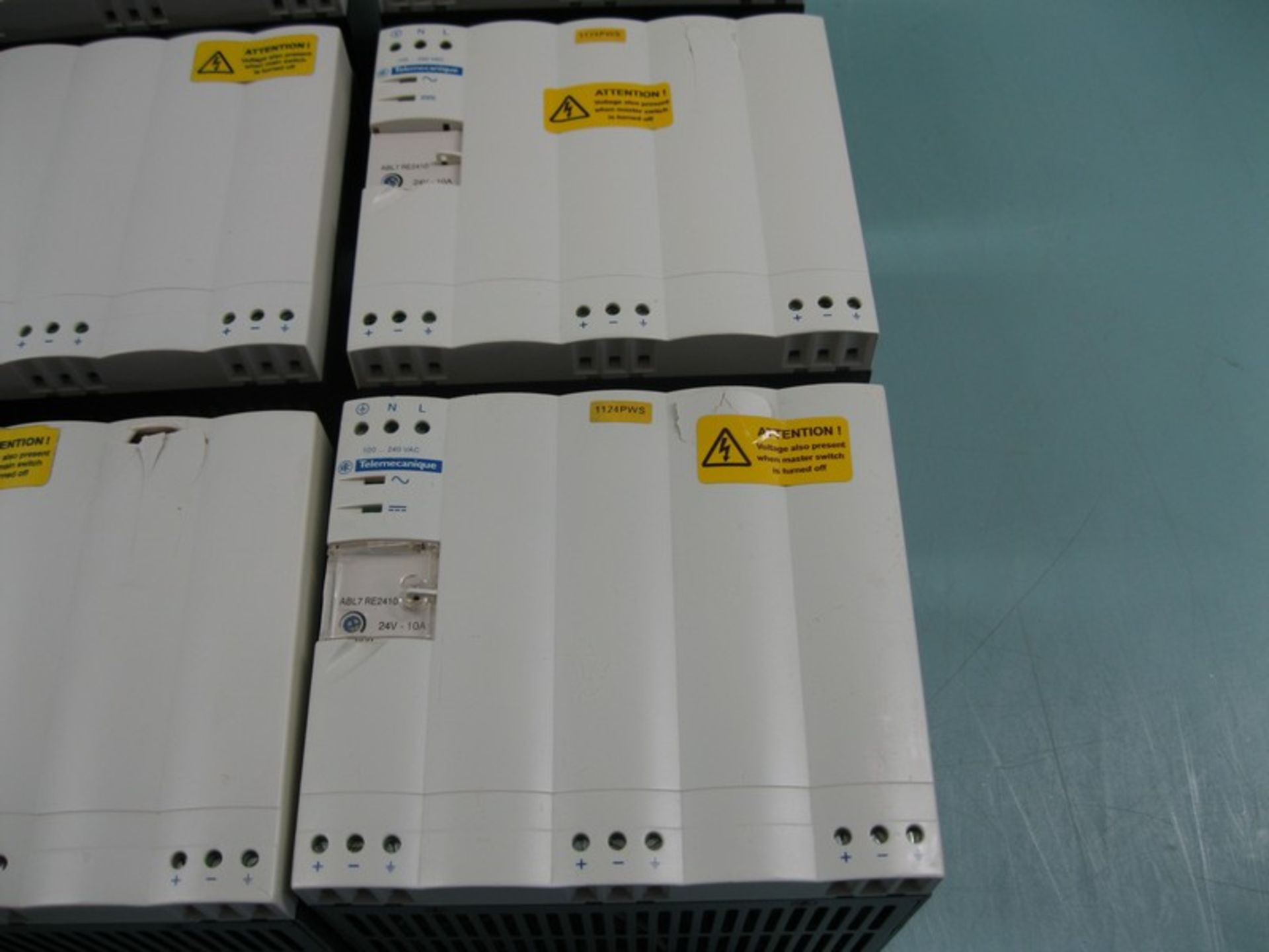 Lot (9) Telemecanique ABL7 RE2410 Power Supply Module AS IS (NOTE: Packing and Palletizing Can Be - Image 4 of 6