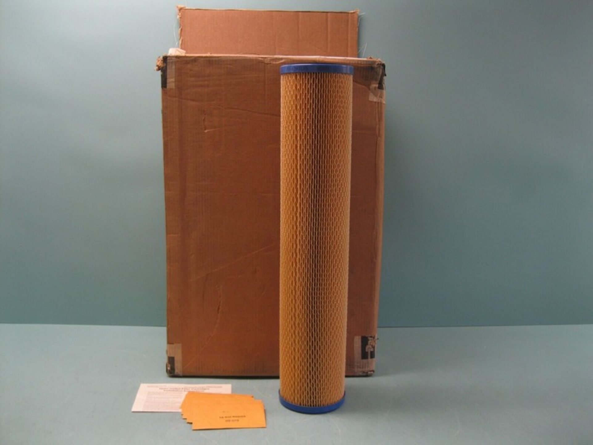 Lot (24) Parker FO Series Filter Cartridge For Particulate Removal NEW (NOTE: Packing and - Image 4 of 5