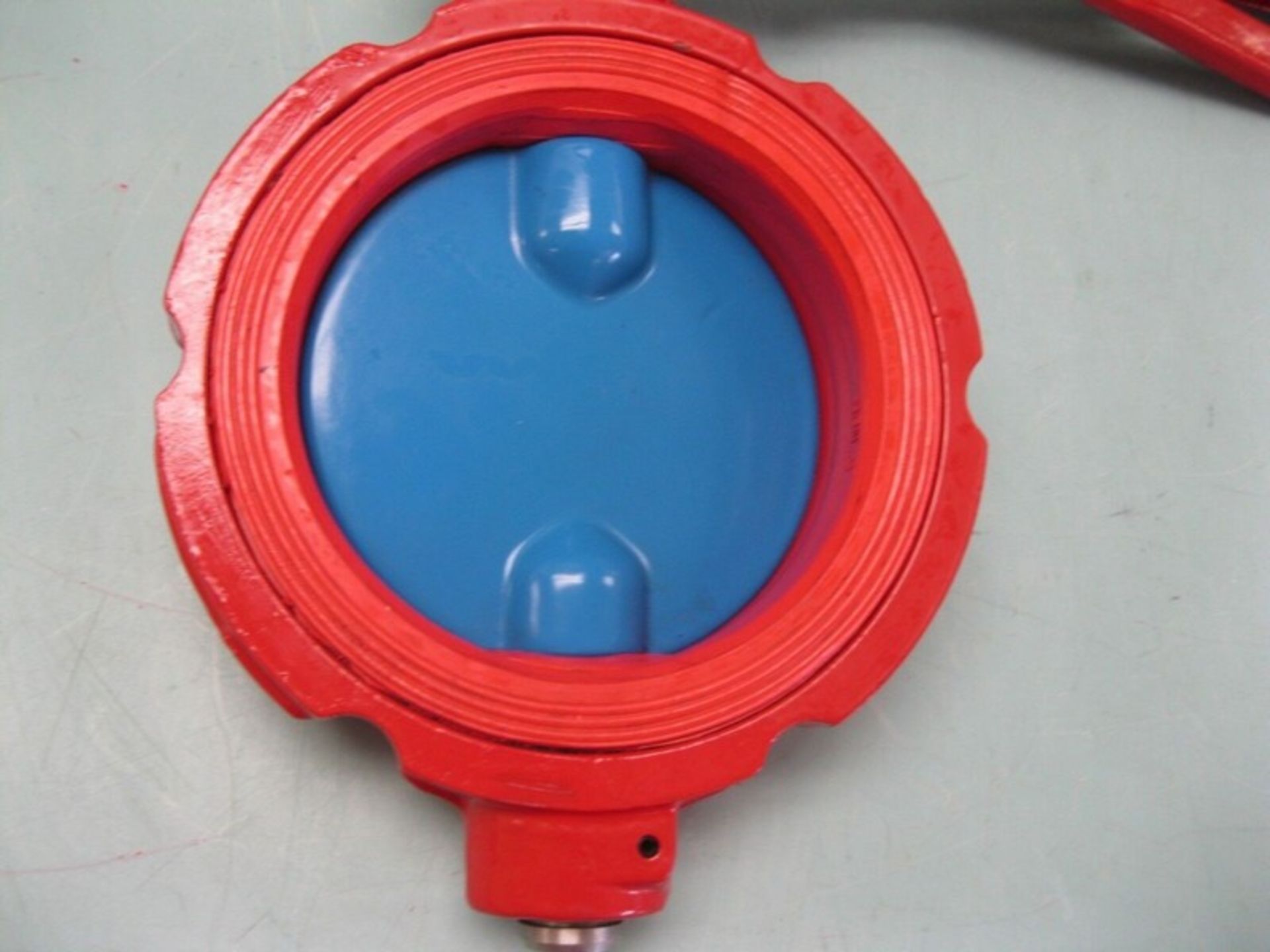 Lot of (16) 5" Tuff Red Sandblaster 030-905 Butterfly Valve NEW ((NOTE: Packing and Palletizing Can - Image 2 of 4