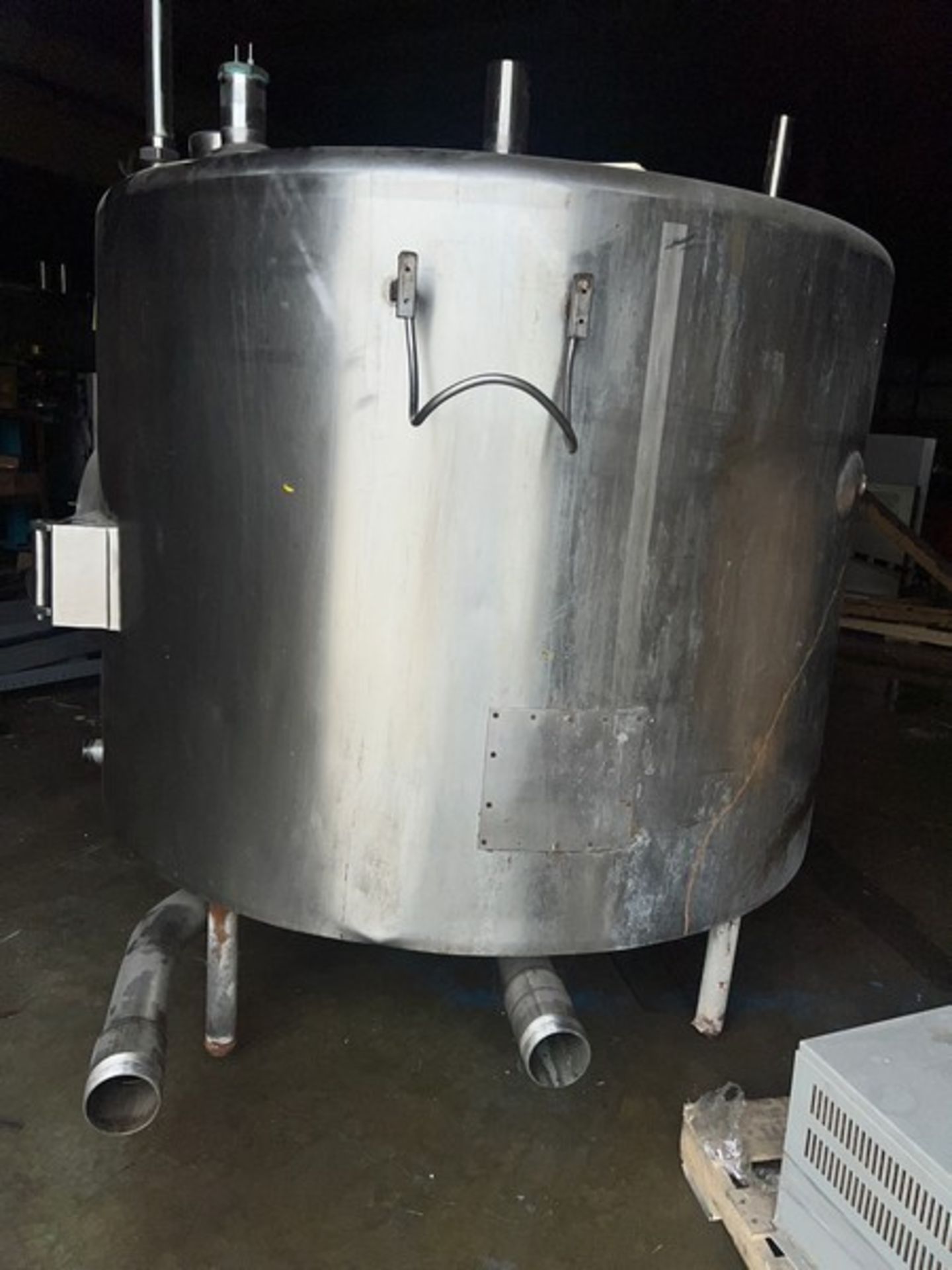 Mojonnier 500 Gallon Stainless Steel Jacketed Insulated Tank- (LOCATED IN IOWA, Free RIGGING and - Image 2 of 8