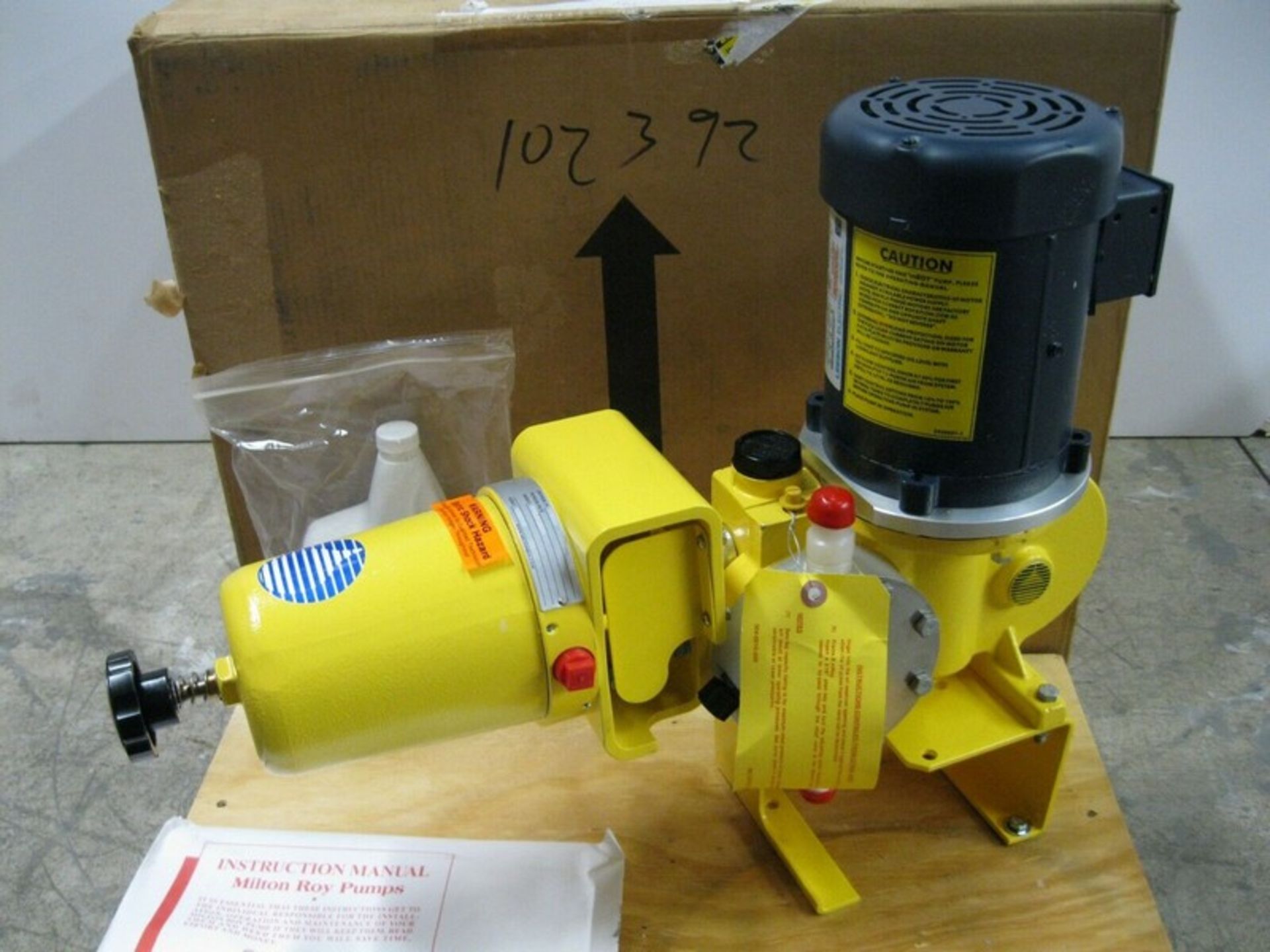 Milton Roy mRoy MRA Series Model A Metering Pump 1/4 HP Motor NEW (NOTE: Packing and Palletizing