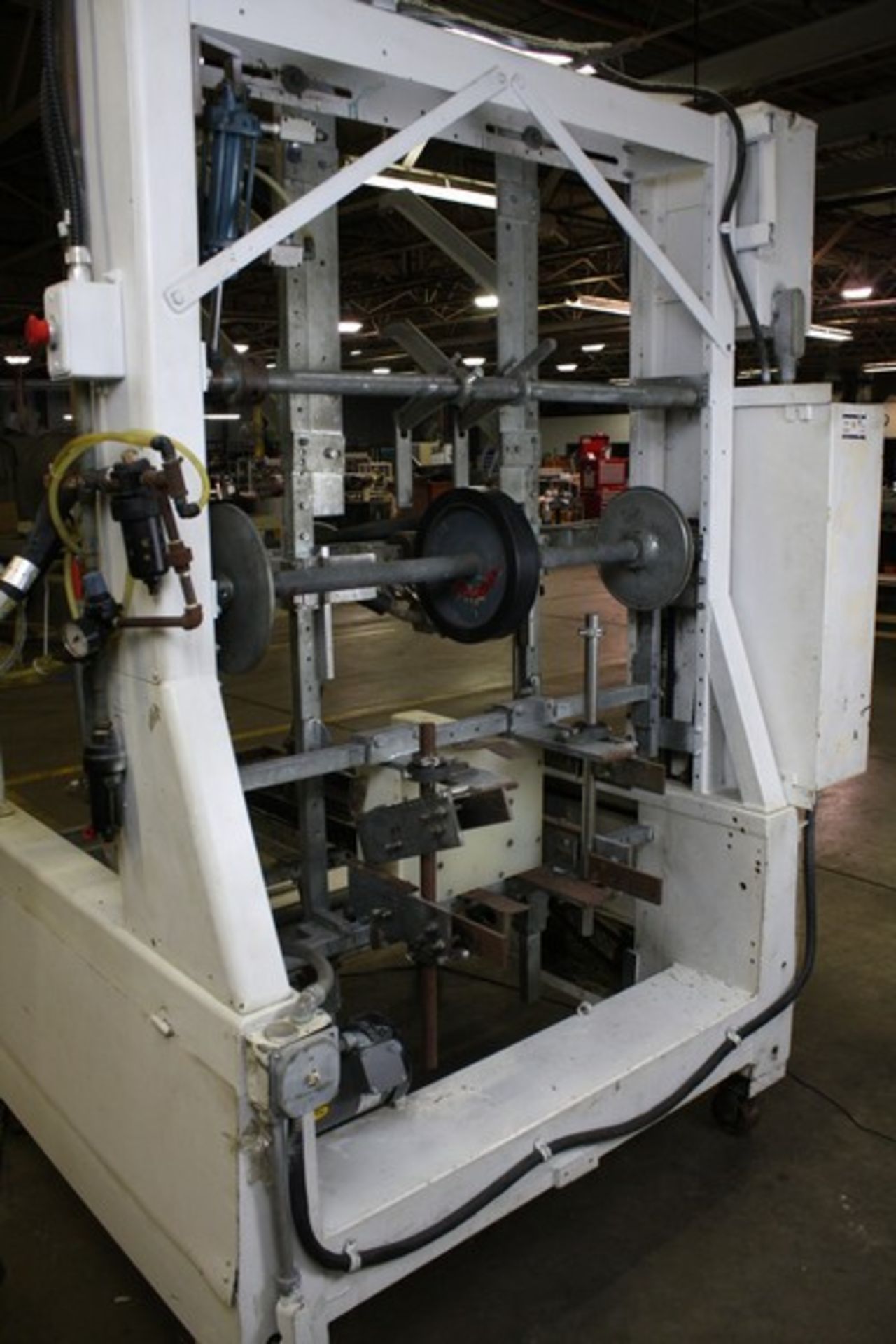 Boxmate Trayformer Tray Maker, Similar to SWF 1T-4 with Nordson 2303 Hotmelt with 2 Hoses and - Image 3 of 7