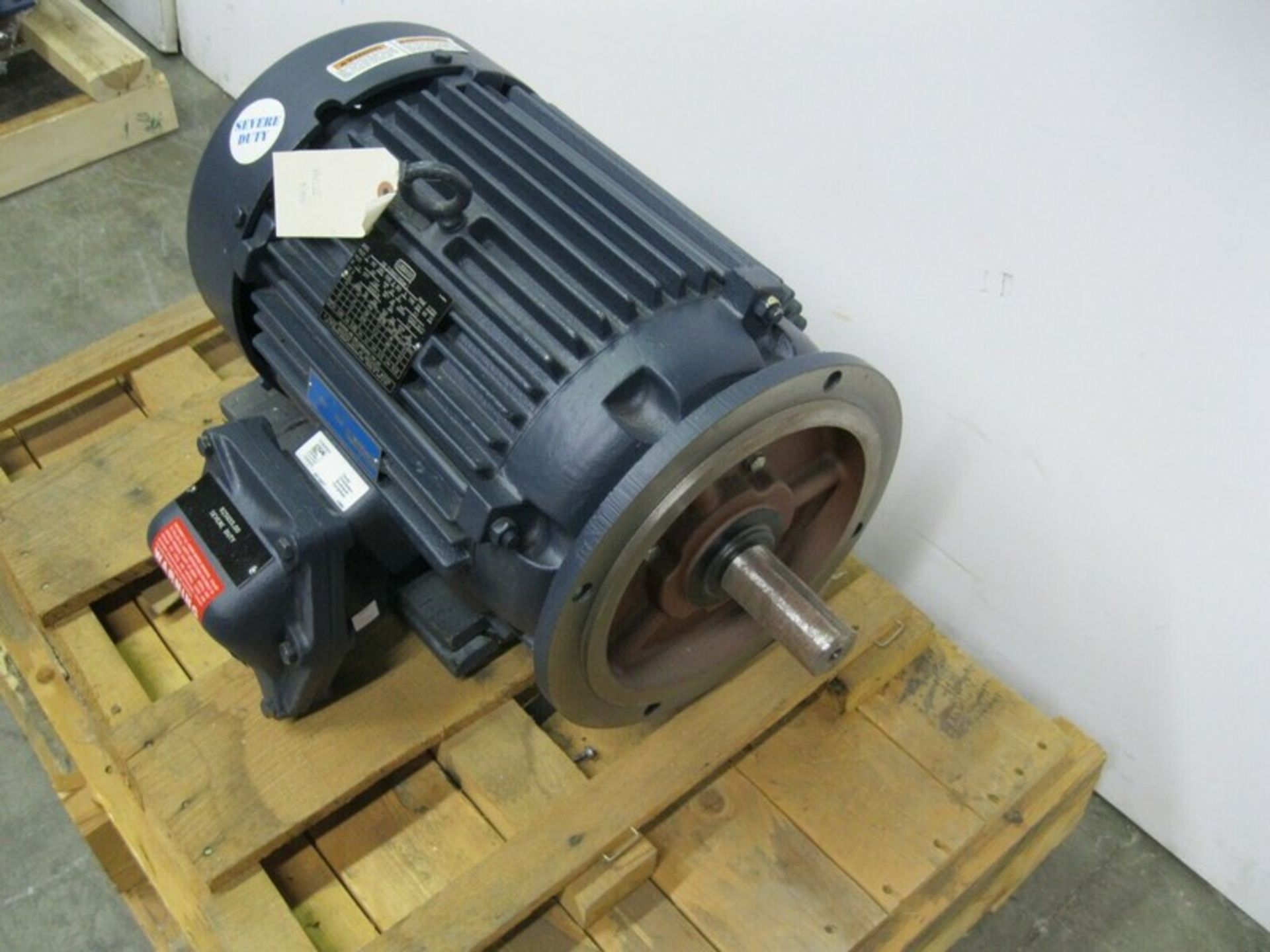 Leeson CVD 213THGS17502AN L 7.5 HP AC Induction Motor NEW (NOTE: Packing and Palletizing Can Be - Image 2 of 3