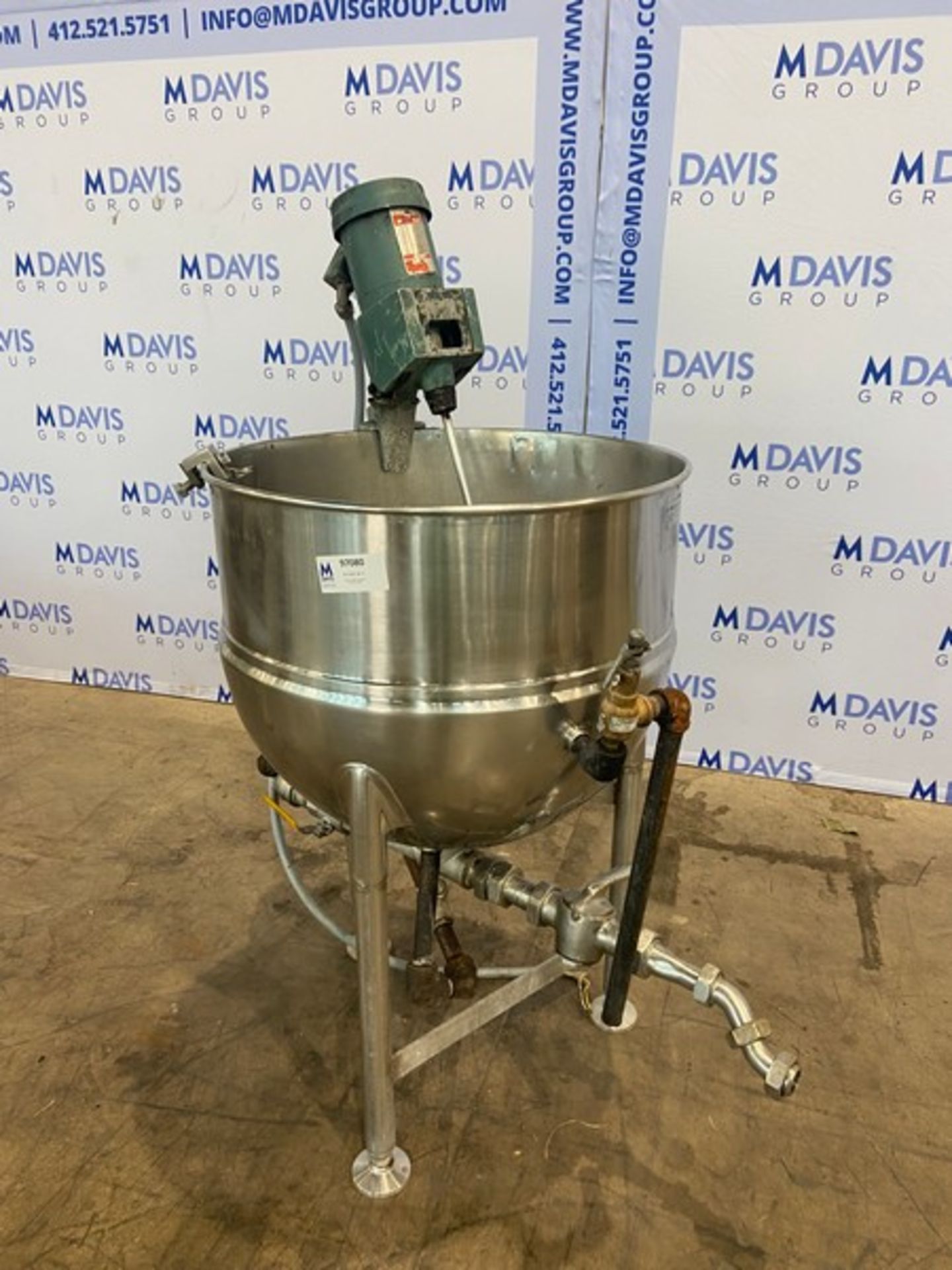 Groen 60 Gal. S/S Kettle, M/N N-60 SP, NAT’L BD: 49227, Max. W.P. 100 PSI @ 338 F, Lightnin Dura-Mix