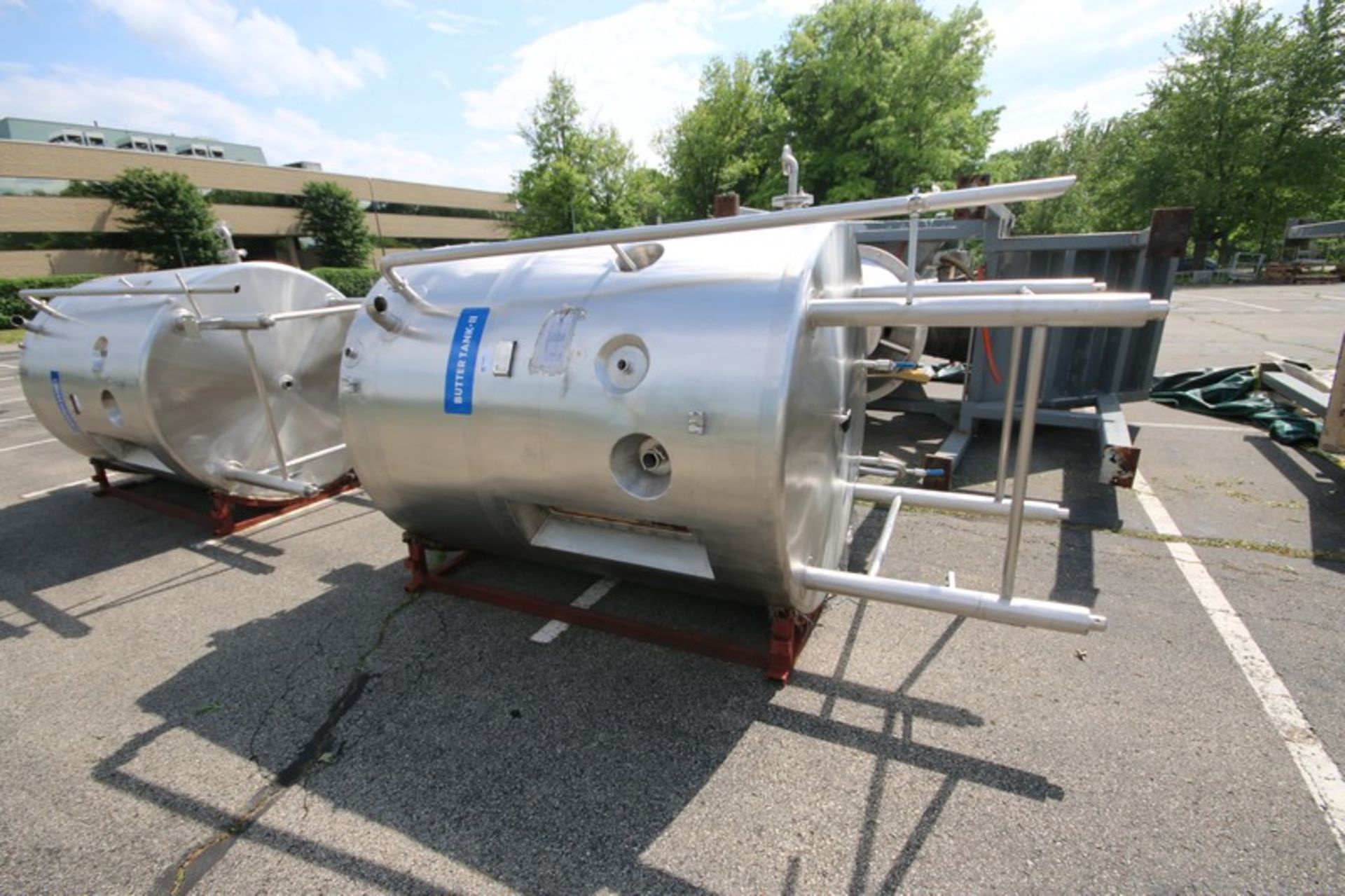 2013-2014 ABC Process Solutions 2,000 LTRS S/S Vertical Butter Tank II, MOC AISI 316, Job No. - Image 2 of 10