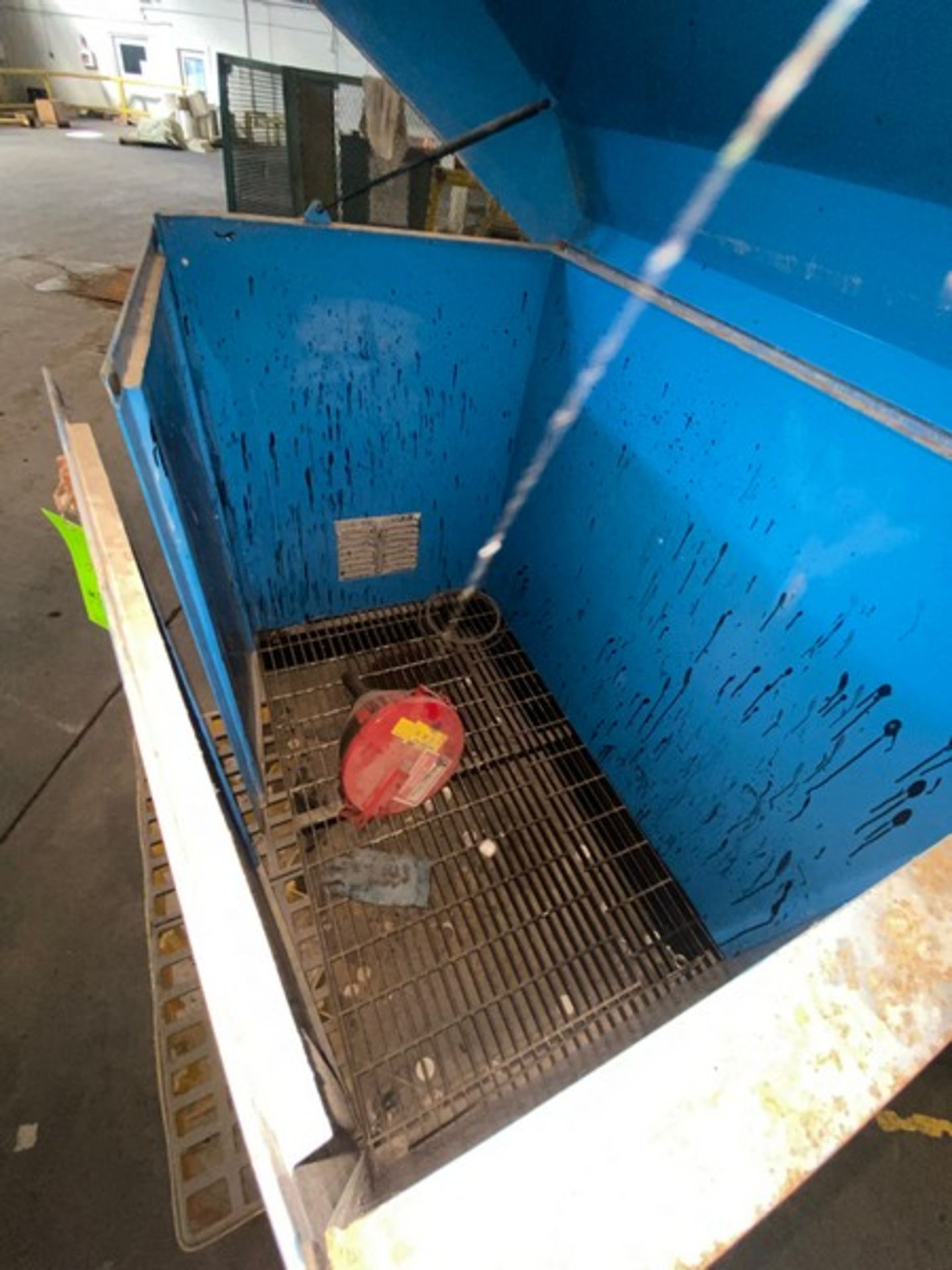 2-Door Chemical Cabinet, with Plastic Containment (LOCATED IN CRYSTAL CITY, TX) - Image 4 of 4