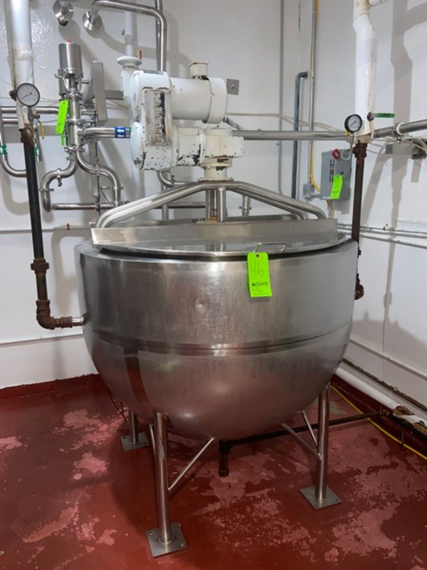 Aprox. 200 Gal. S/S Kettle, with (2) S/S Hinge Ligs, with Top Mounted Reeves Motor, Mounted on S/S