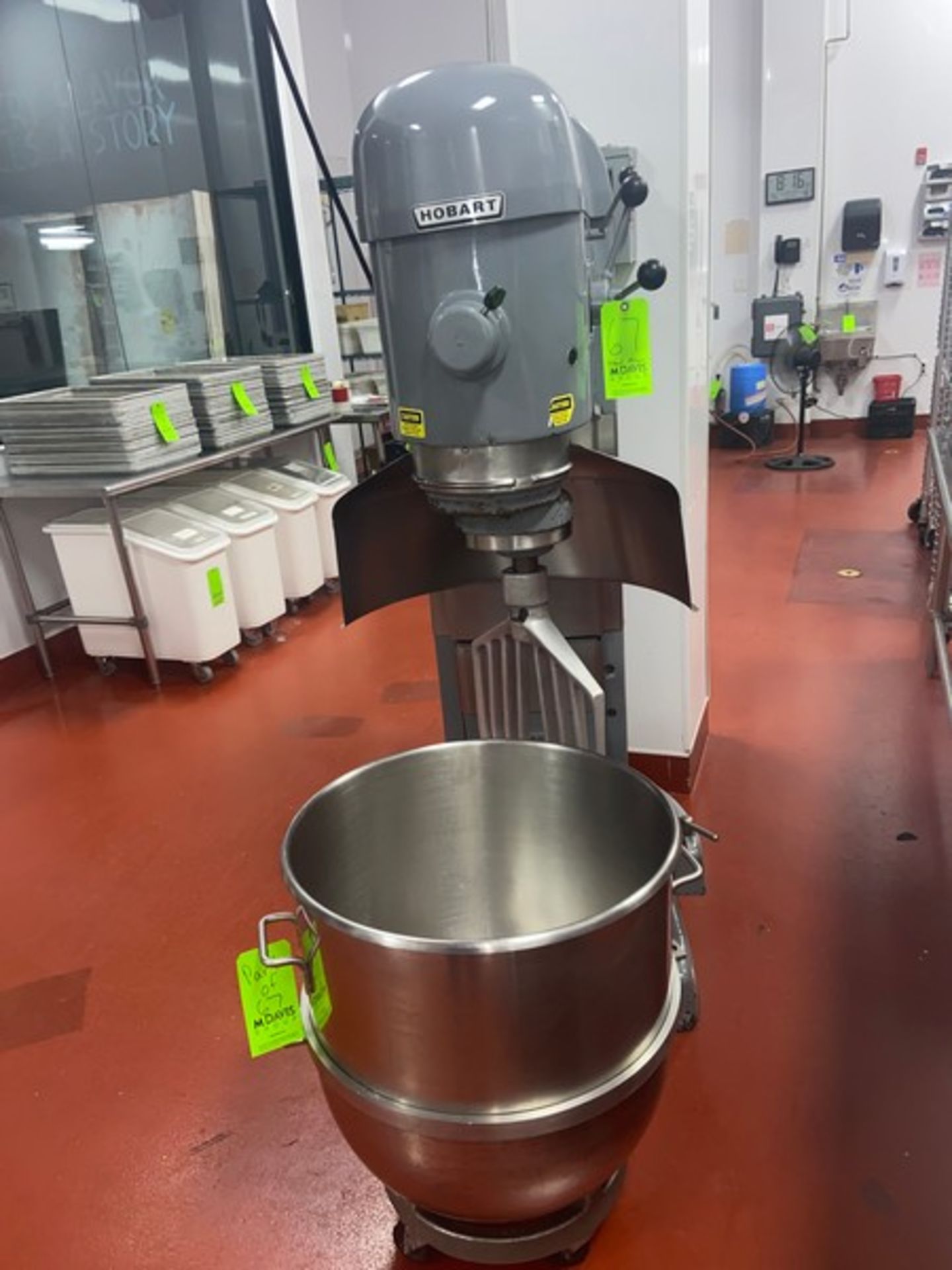 Hobart Mixer, M/N V-1401U, S/N 11-1014-844, 200 Volts, 3 Phase, 1725 RPM Motor, with S/S Mixing Bowl - Image 4 of 9