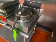 Nemco Bench Top S/S Round Waffle Maker, 110 Volts, 1 Phase (LOCATED IN RED HOOK BROOKLYN, N.Y.)