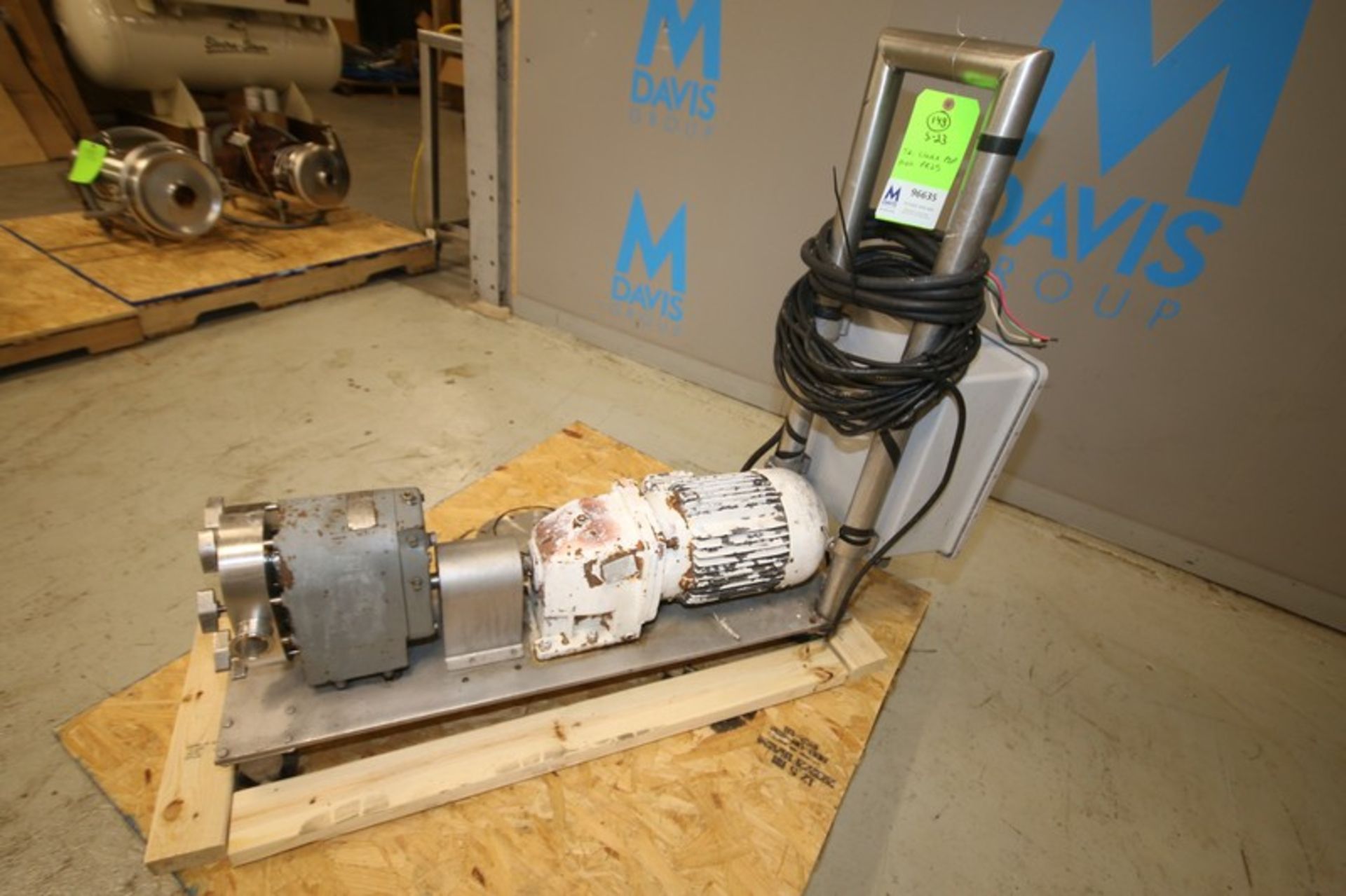 Tri Clover Positive Displacement Pump, Model PR25-1 1/2 - MUC4-SL-S, SN Y1534, with 1 1/2" CT S/S - Image 3 of 5