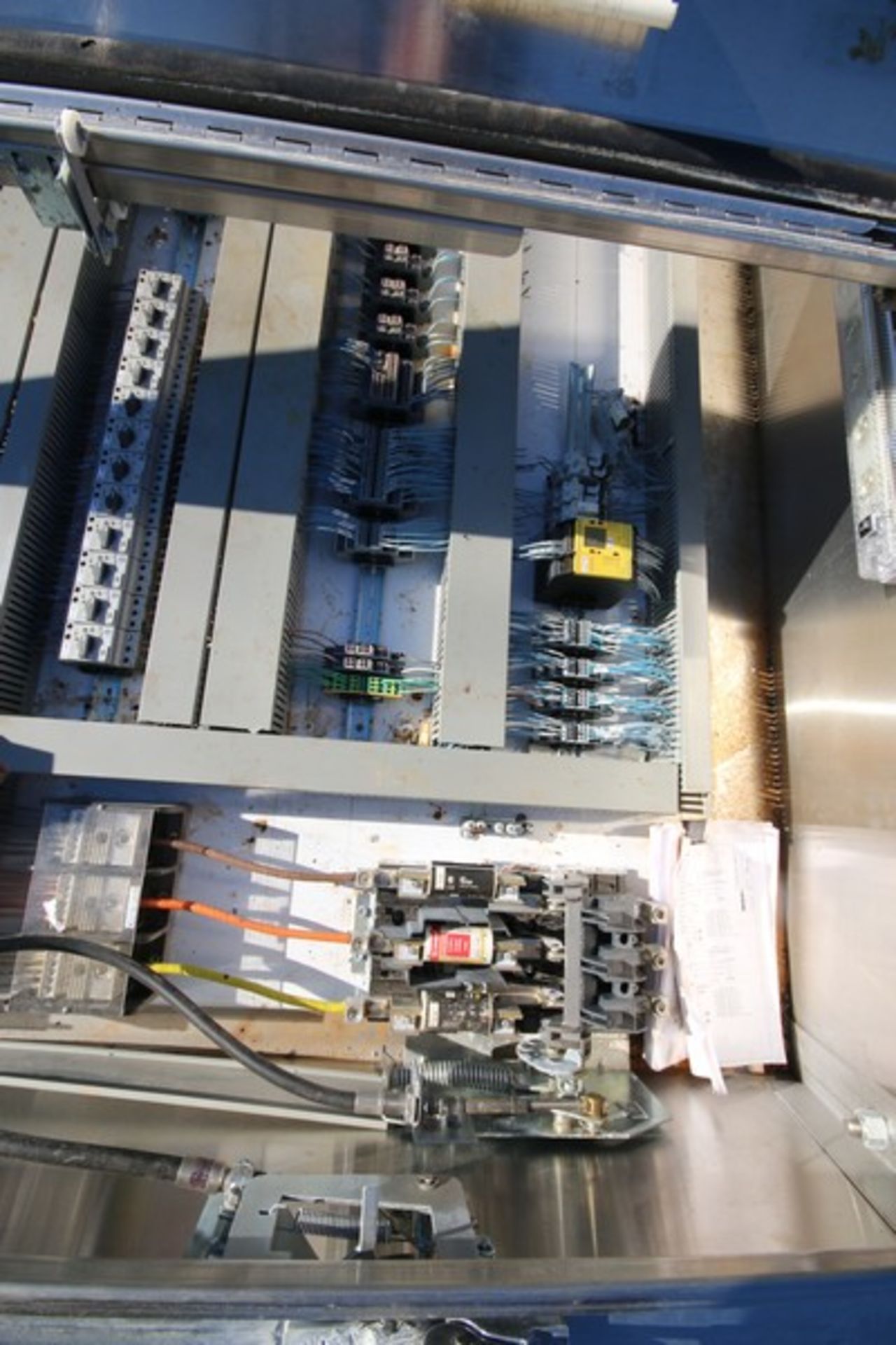 Hoffman 6' H x 62" W x 18" Deep 2 - Door S/S Conveyor Control Panel with Allen Bradley Panelview - Image 4 of 8
