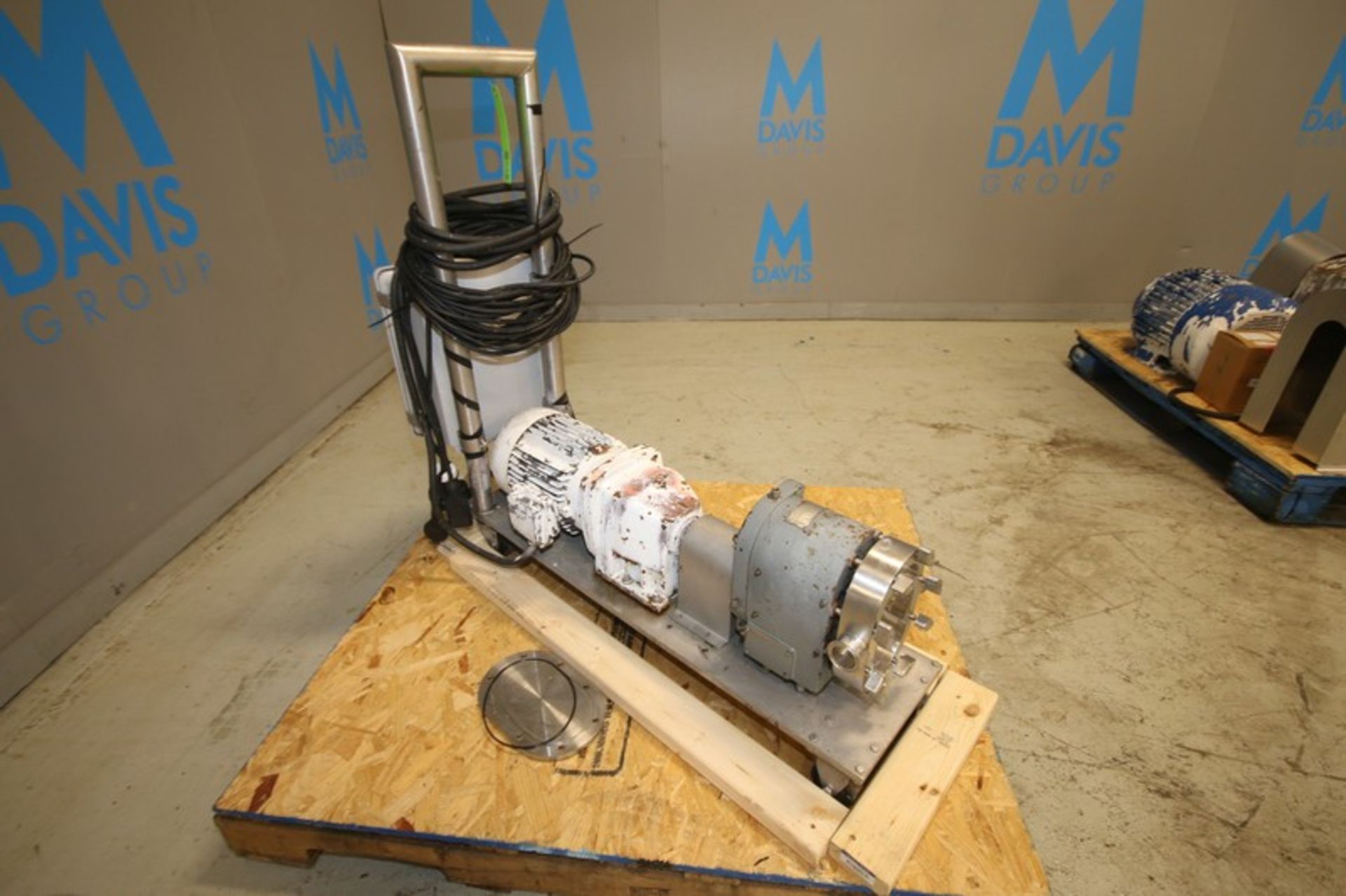 Tri Clover Positive Displacement Pump, Model PR25-1 1/2 - MUC4-SL-S, SN Y1534, with 1 1/2" CT S/S