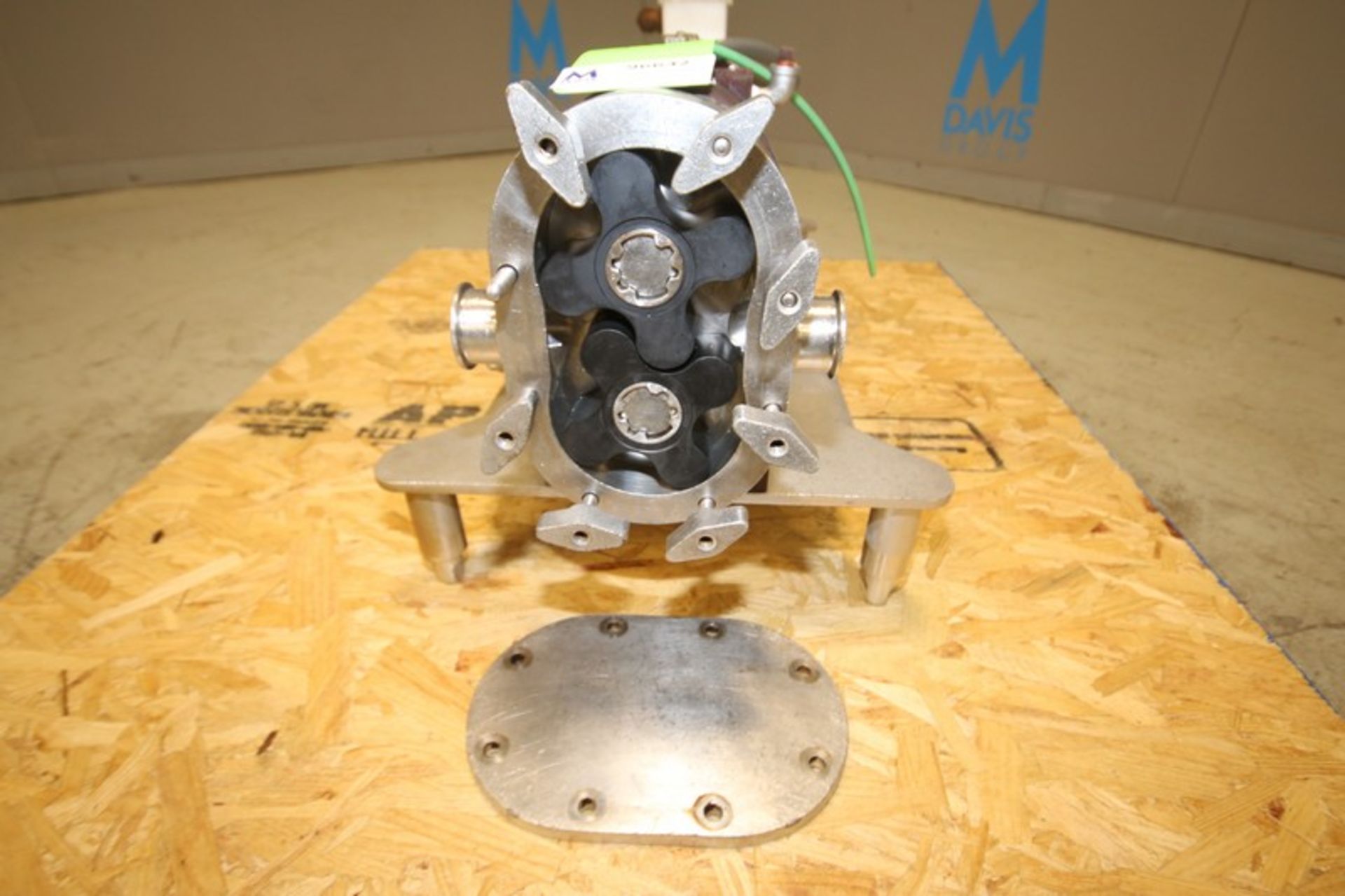 Tri Clover Positive Displacement Pump, Model PR25-1 1/2M-UC4-ST-S, S/N X3883, with 1 1/2" CT Head - Image 2 of 5