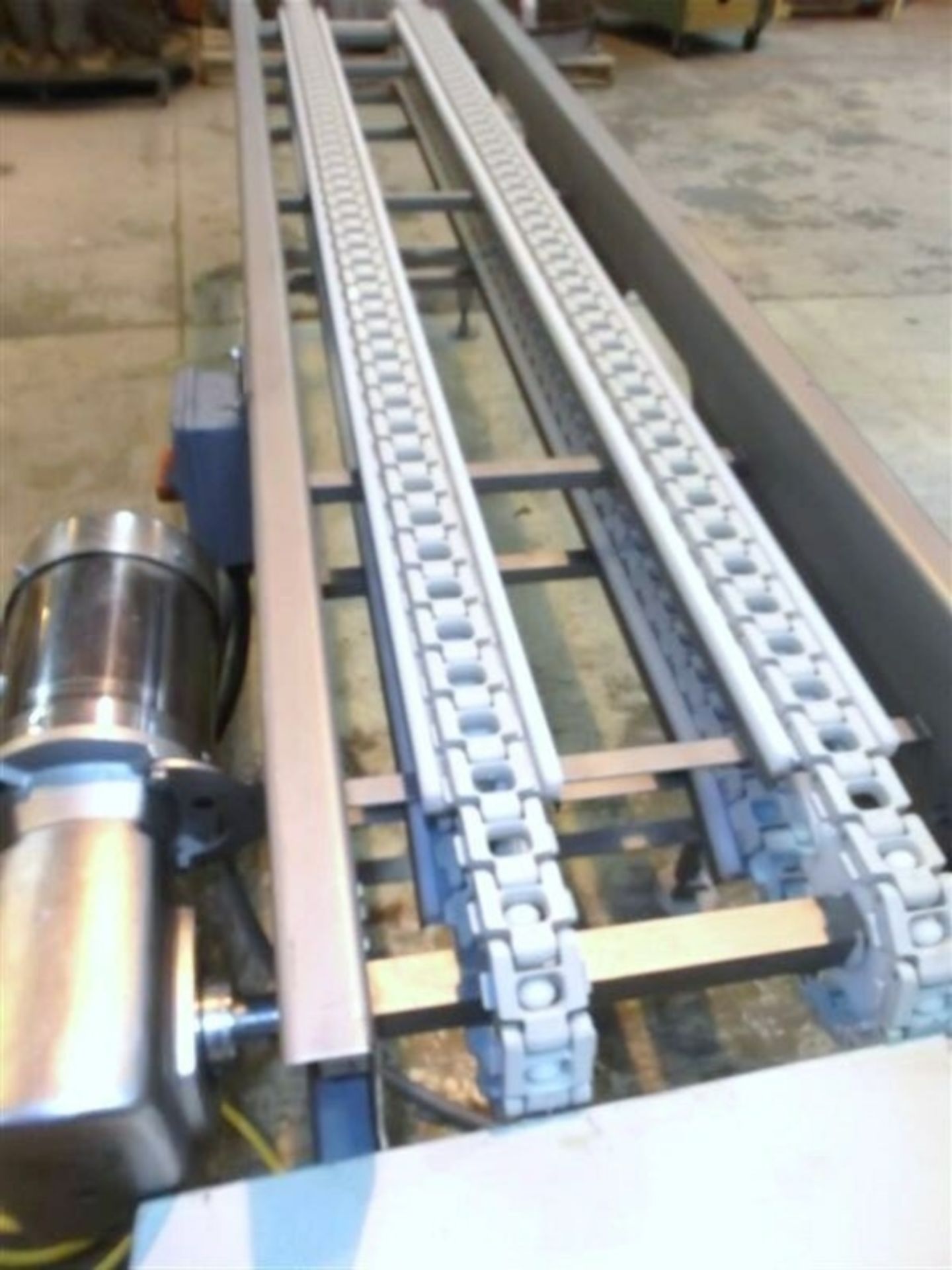 Fabco 18" x 108" S/S Sanitary Conveyor, Model F4-FBC, S/N 310305-431 (7-1-11) with 2-Lug Link