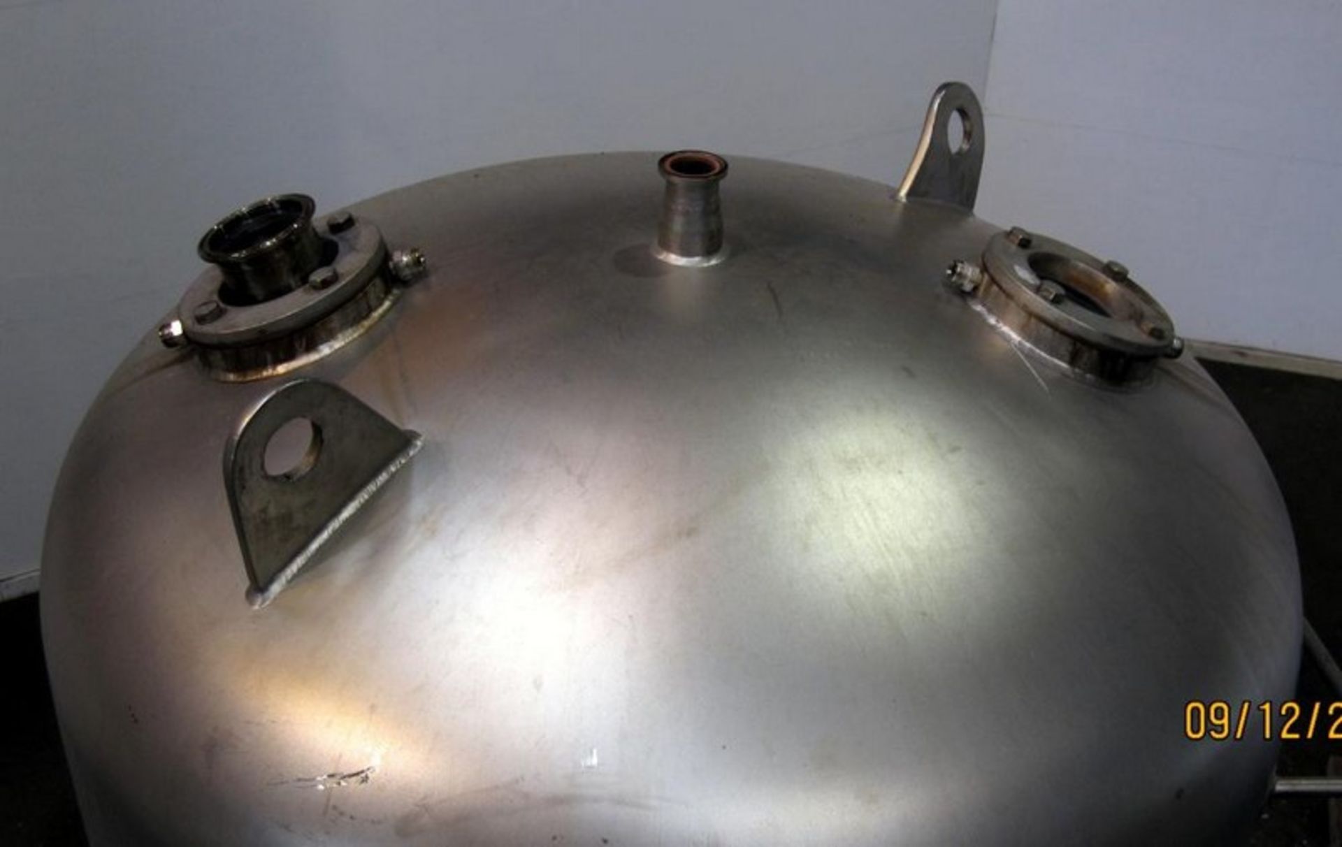 Used- Japrotek Pressure Tank, Aprox. 275 Gallon, 304 Stainless Steel, Vertical. Approximately 38" - Image 5 of 7