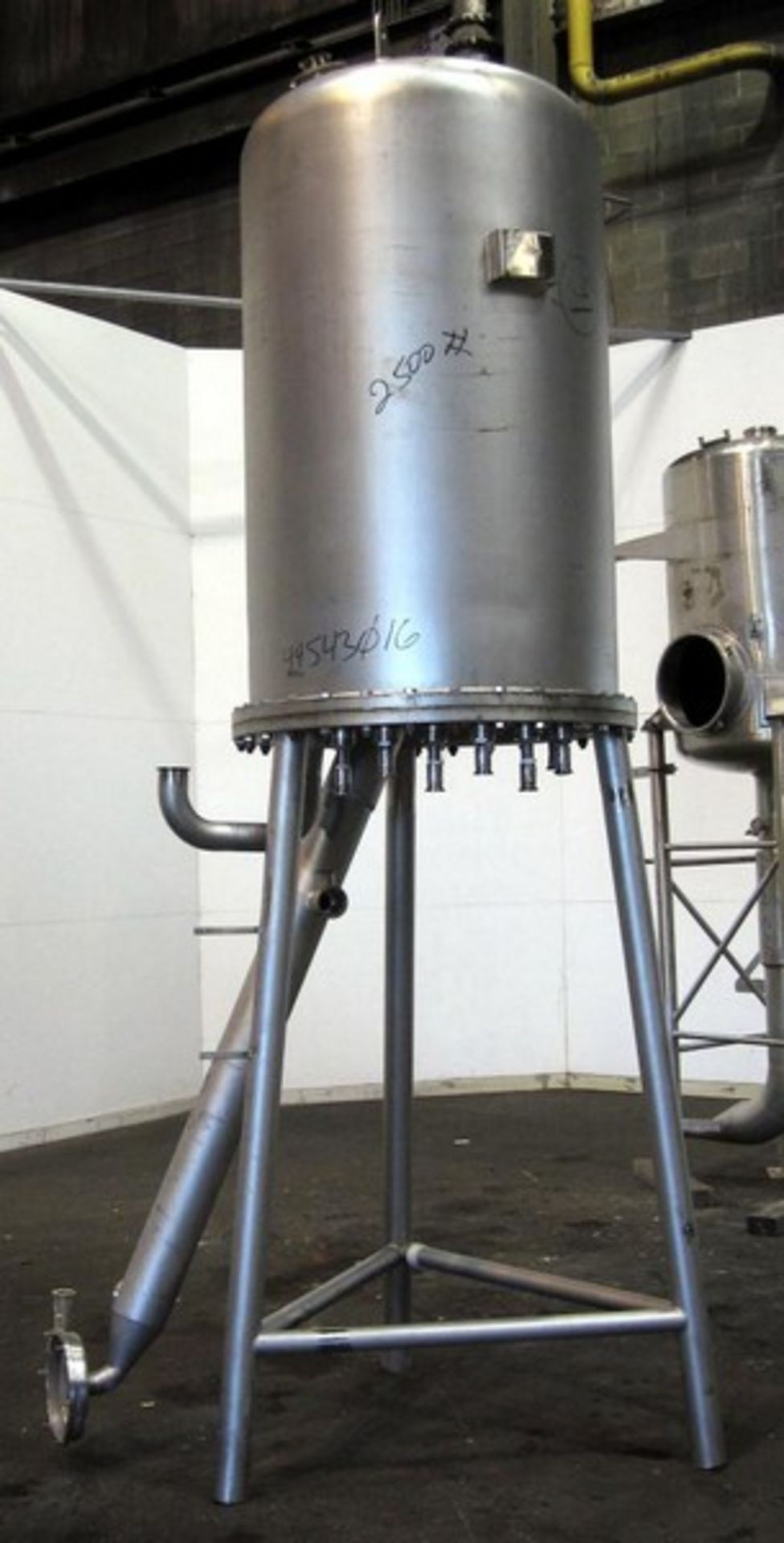 Used- Japrotek Pressure Tank, Aprox. 275 Gallon, 304 Stainless Steel, Vertical. Approximately 38" - Image 2 of 7