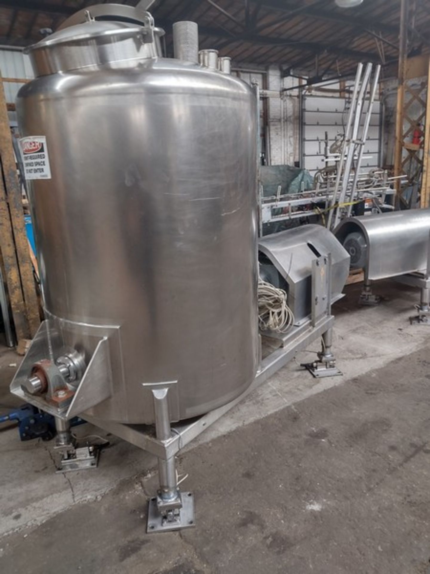 APV 350 gallon stainless steel food grade batch weigh mix tank. Size based on approx dimensions of - Image 3 of 7
