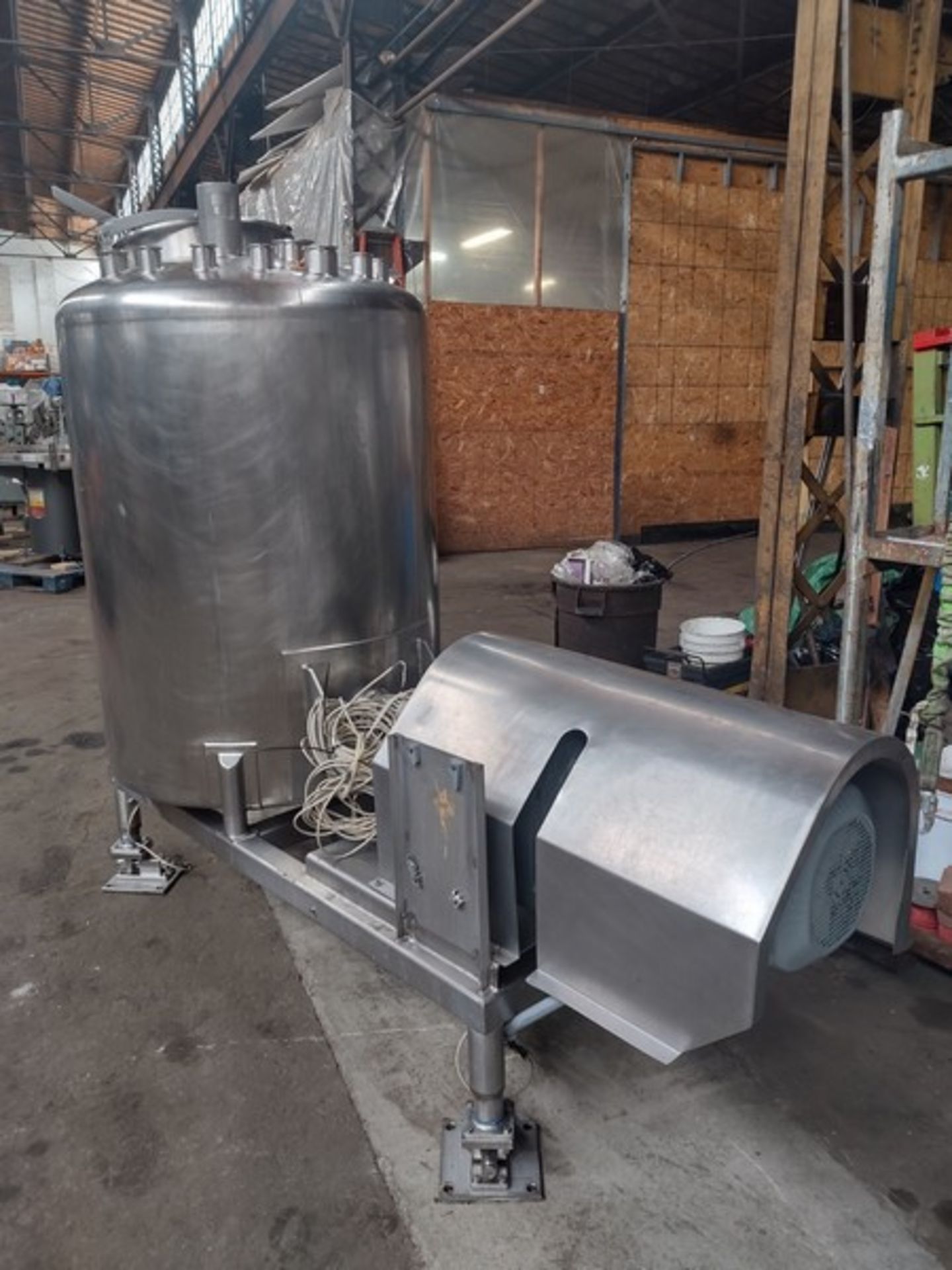 APV 350 gallon stainless steel food grade batch weigh mix tank. Size based on approx dimensions of - Image 4 of 7