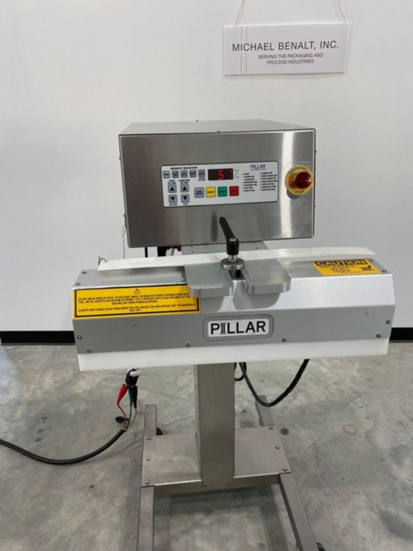 Pillar Unifoiler Induction Sealer. 2000 Watts, 208/230 Volt, 15/13 Amp, 50/60 Hz, Single Phase.