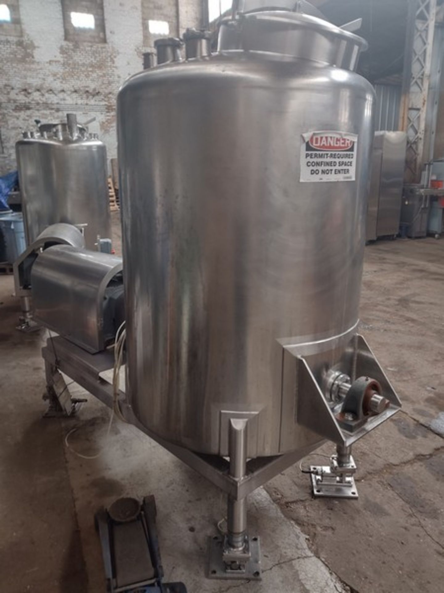 APV 350 gallon stainless steel food grade batch weigh mix tank. Size based on approx dimensions of