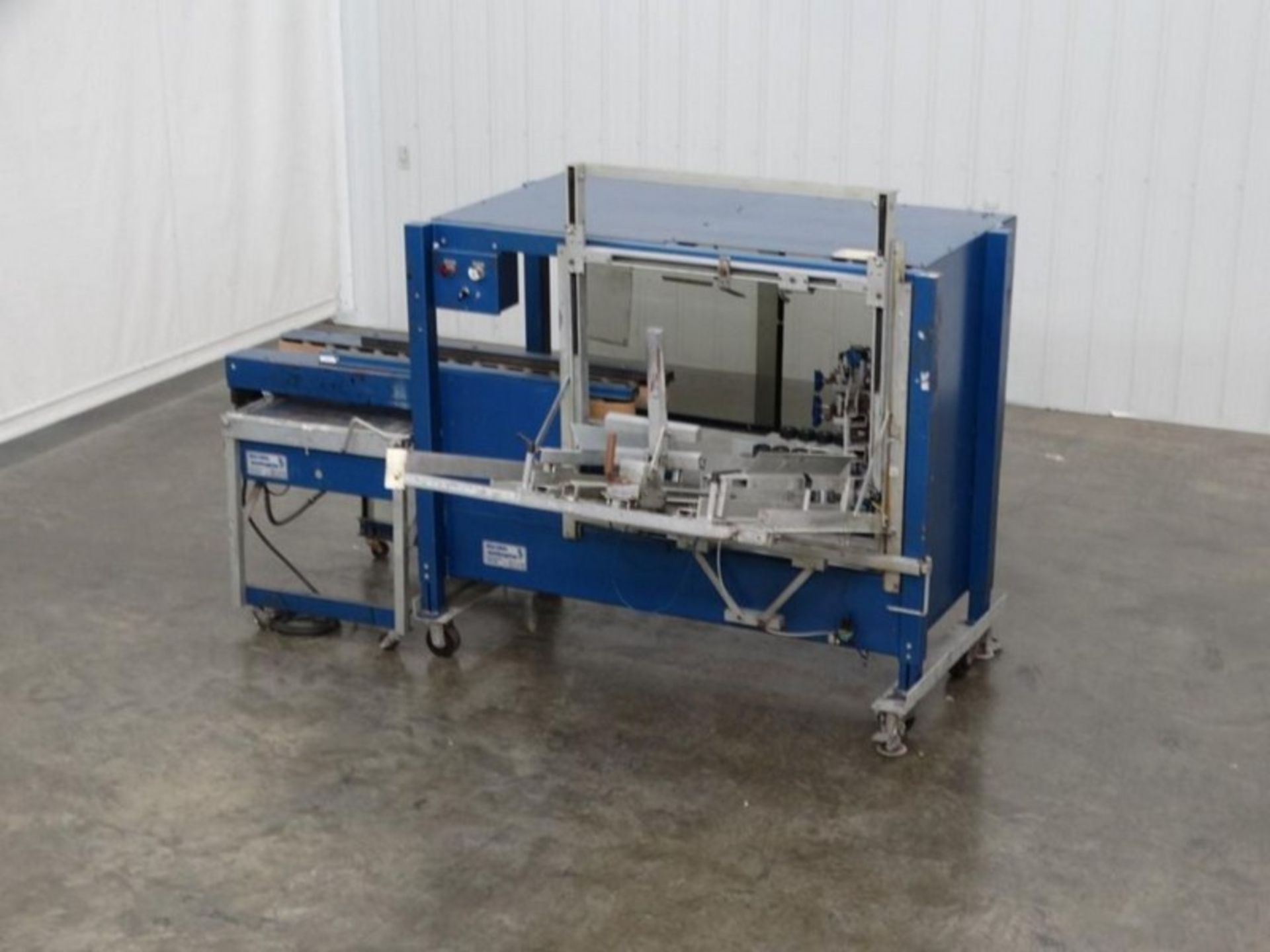 Used Durable Packaging TGA 200 Tape Bottom Case Erector with: Case size range: Maximum: 20 inches - Image 3 of 19