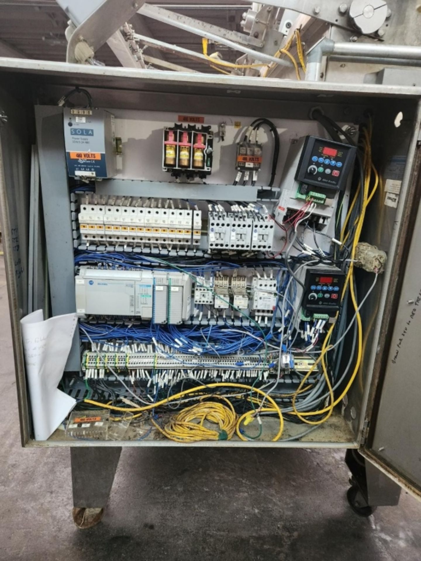 Bradman LakeDual Mandrel Tray Former, Model XS2-60, S/N 16891 with Allen Bradley Micrologix - Image 9 of 18