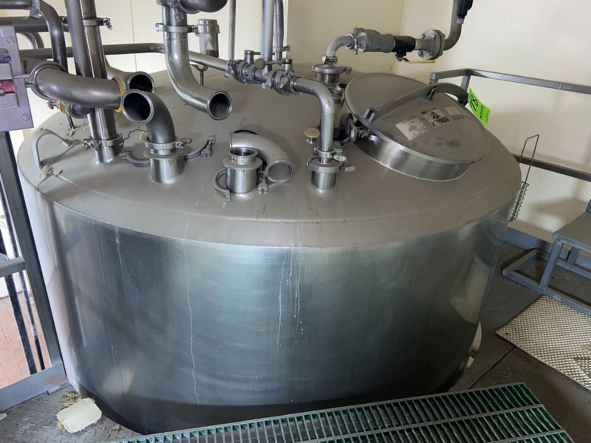 Sani Fab 2,500 Gal. Insulated Vertical Tank, M/N CCV, S/N 61089302, Cone Bottom, Mounted on S/S Legs - Image 4 of 11