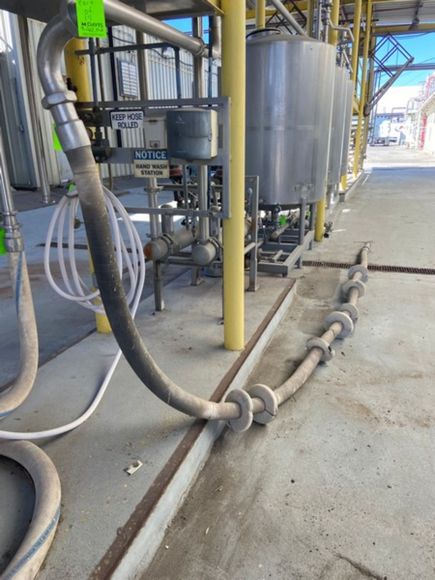(2) Sanitary Coupler Transfer Hoses (LOCATED IN MANTECA, CA)(RIGGING, LOADING, & SITE MANAGEMENT FEE - Image 5 of 5
