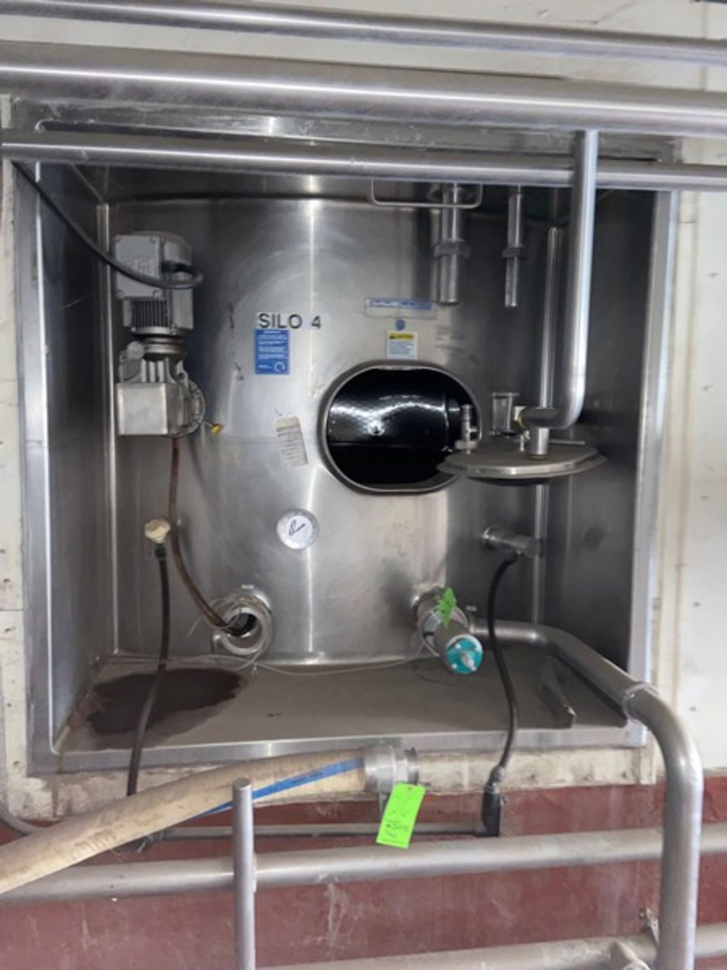 Mueller 40,000 Gal. Jacketed Silo, S/N 211-42, Design Pressure 150 PSI @ 100 F, with S/S Alcove, Gly - Bild 4 aus 8