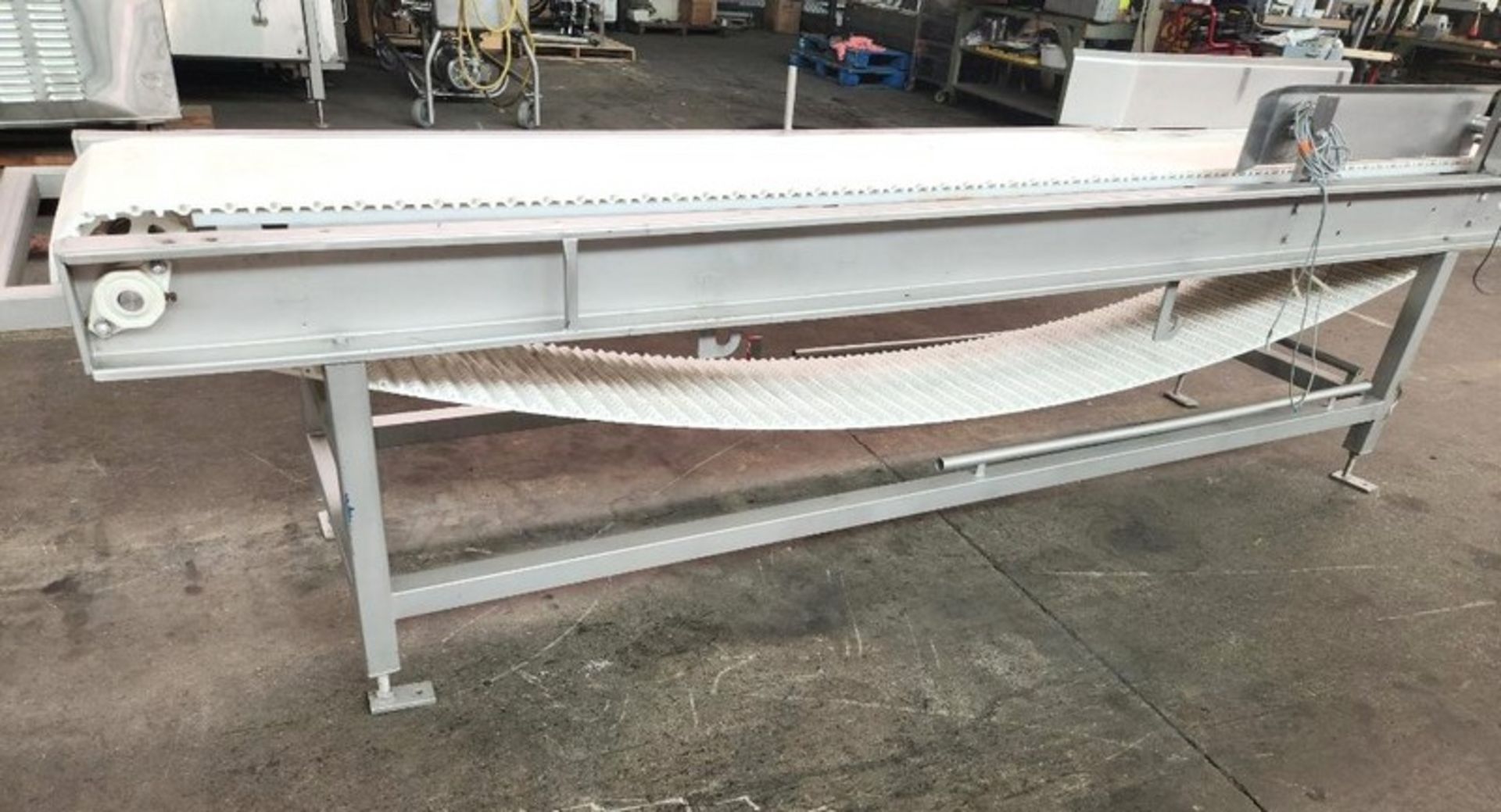 Aprox. 15" 126" L White Intralox Belt Conveyor with 32" Infeed and Discharge Height. Infeed and - Image 4 of 5