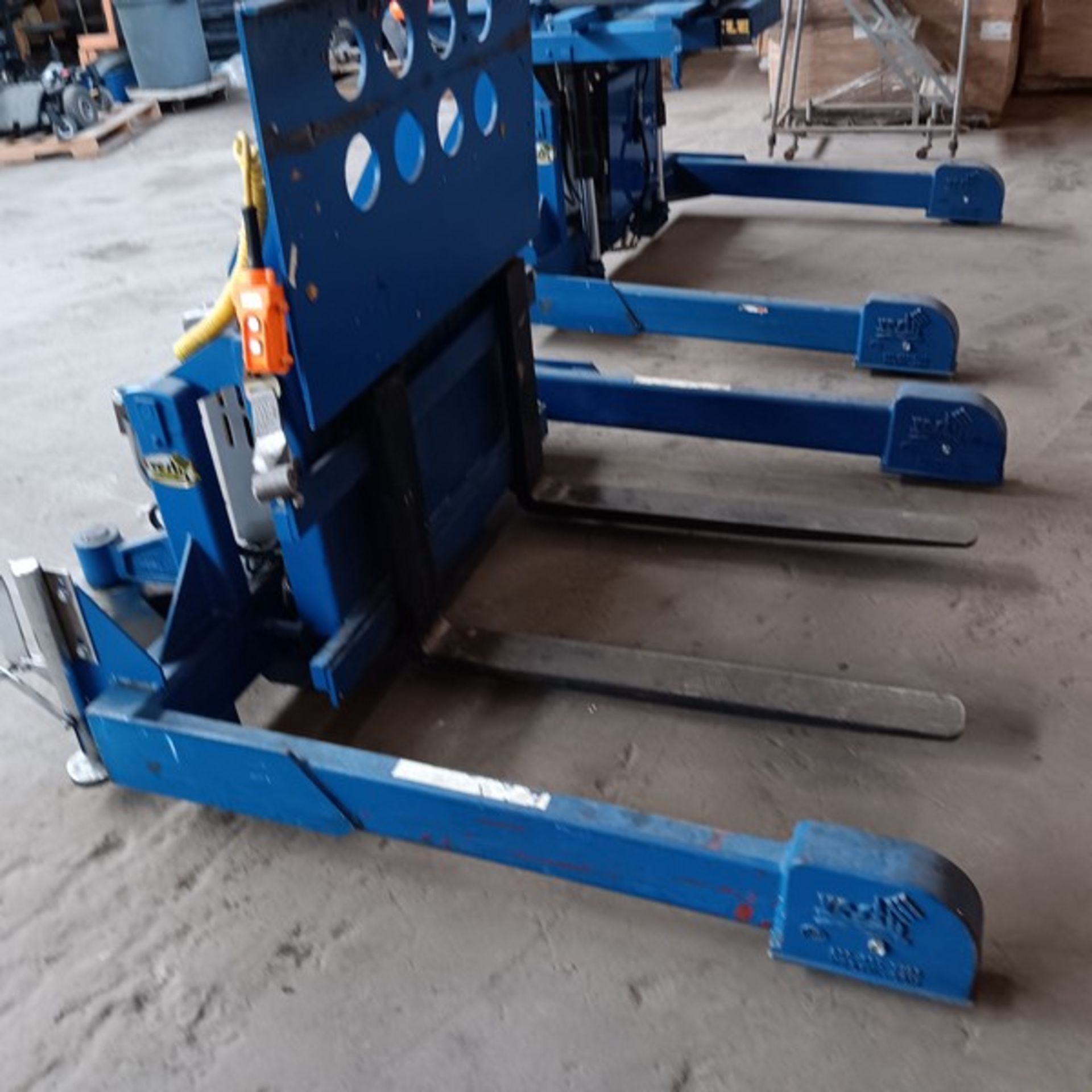 Vestil Tilt Master, Model TM-20-DC (Loading Fee $150) (Located Fort Worth, TX) - Image 2 of 5