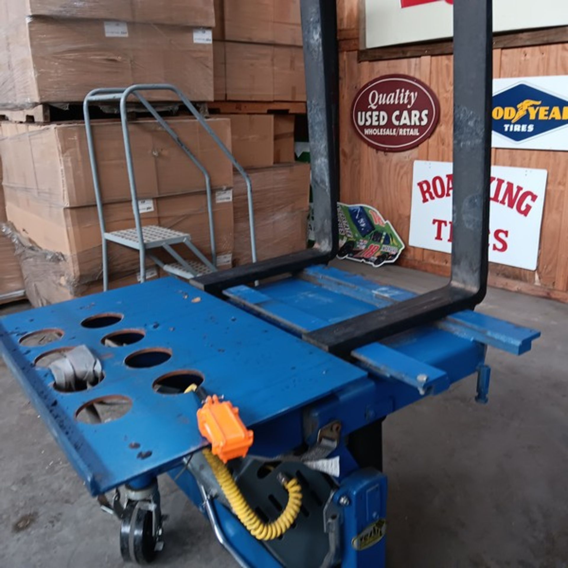 Vestil Tilt Master, Model TM-20-DC (Loading Fee $150) (Located Fort Worth, TX) - Image 5 of 5