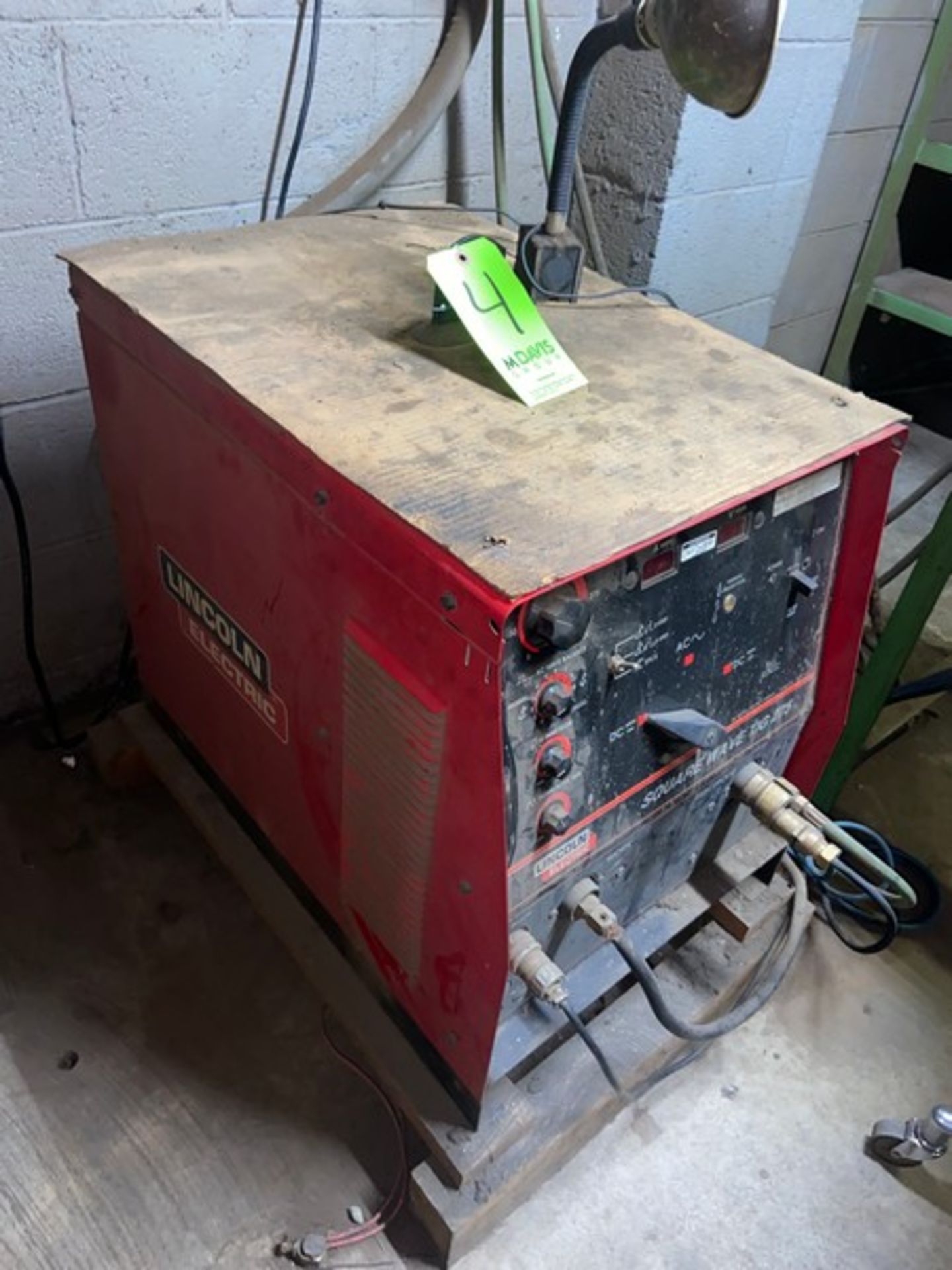 Lincoln Electric Square Wave TIG 275 Welder - Image 2 of 4