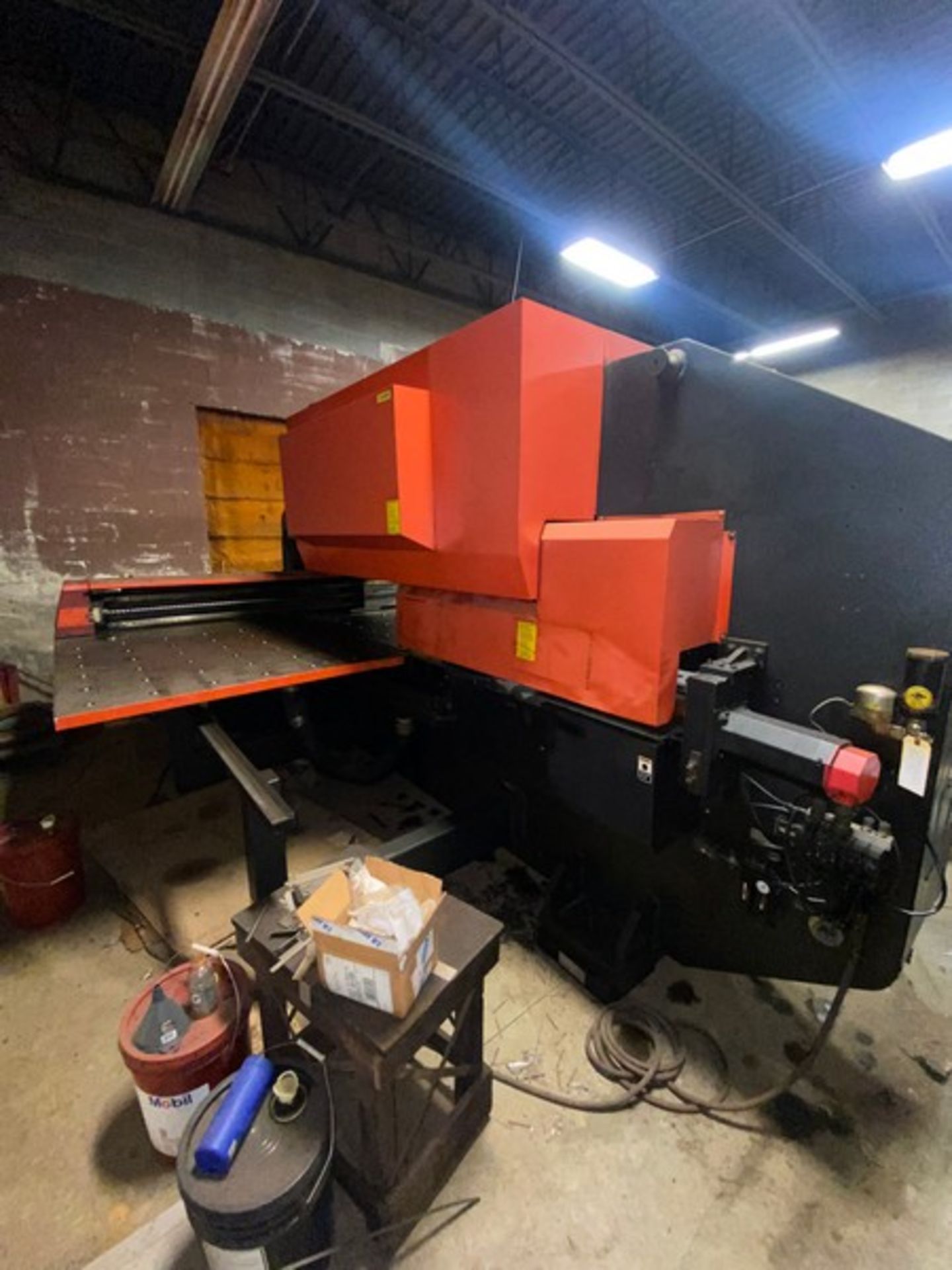 Amada Pega 357 30 Ton CNC Turret Punch, S/N AA570492, Weight 11.6, Year of Manufacture: - Image 7 of 21