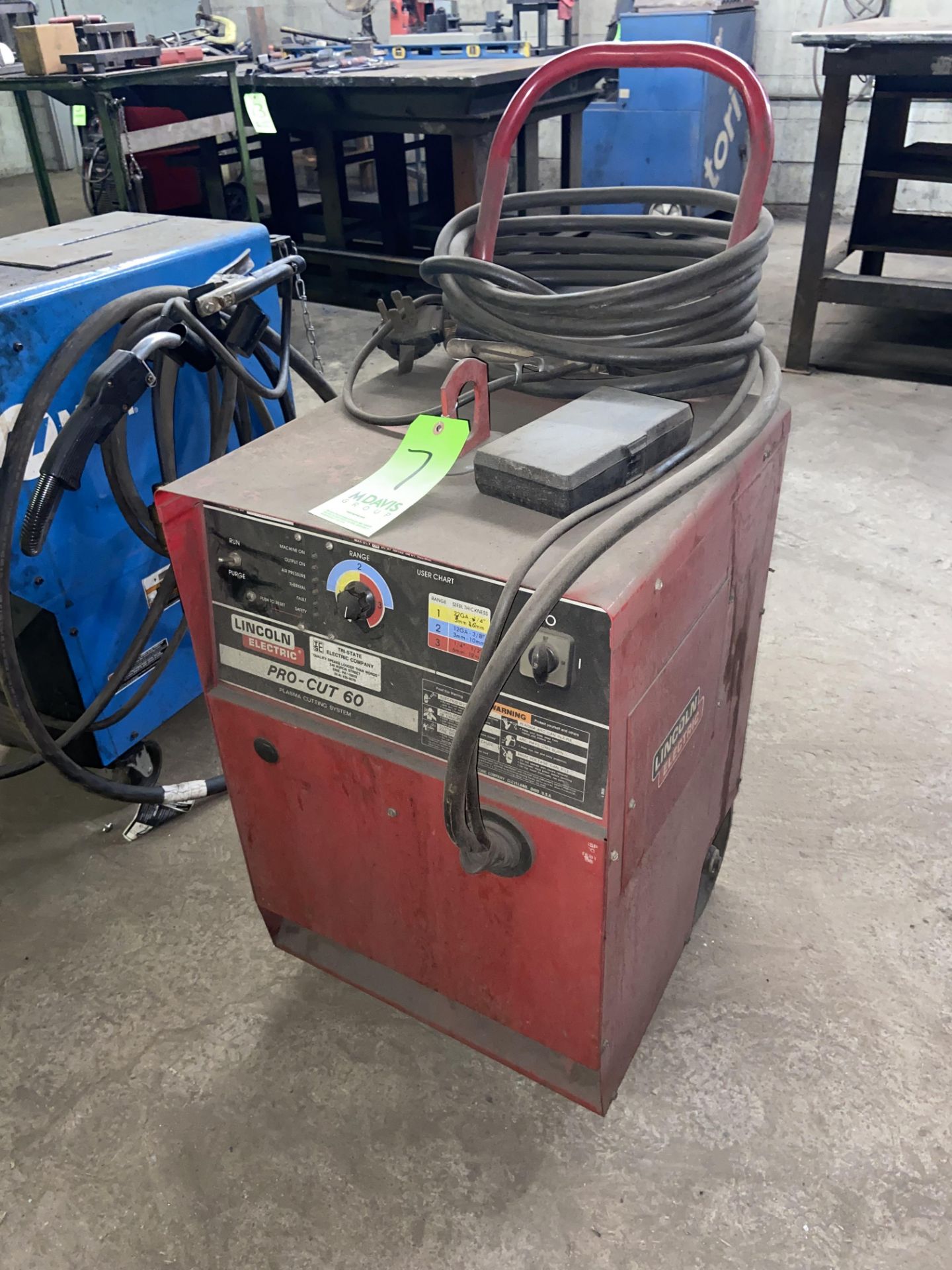 Lincoln Electric Pro-Cut 60 Plasma Cutting System, Mounted on Portable Frame - Image 2 of 4