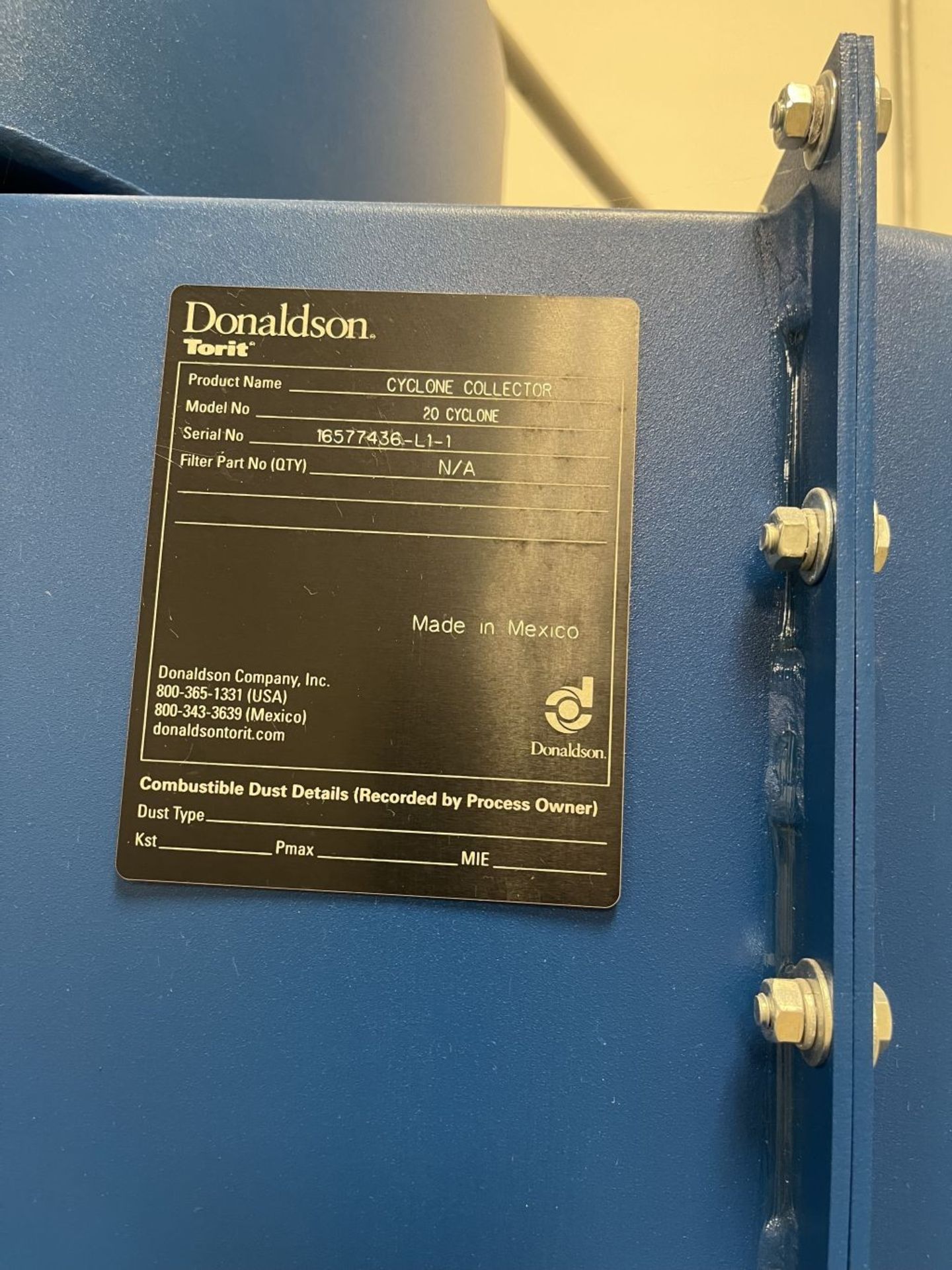 Donaldson Cyclone 20 Dust Collector. Unit features the following: Nominal Airflow Range: 1250-2000 - Image 2 of 4