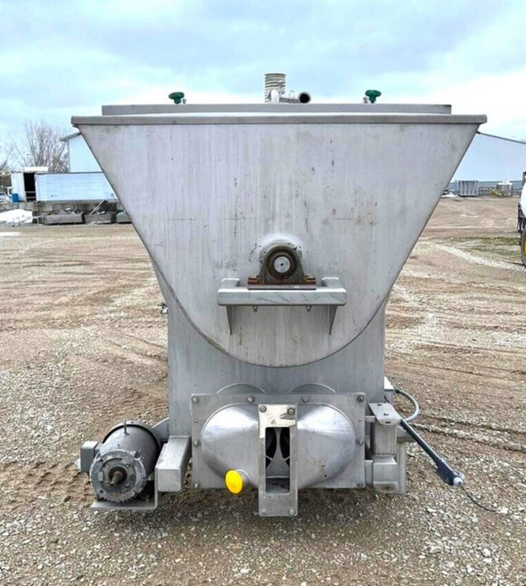 S/S Sanitary Ribbon Blending Hopper/Tank, Aprox. 330 cu. Ft. / 2500 Gallons, All S/S Design Units, - Image 21 of 22