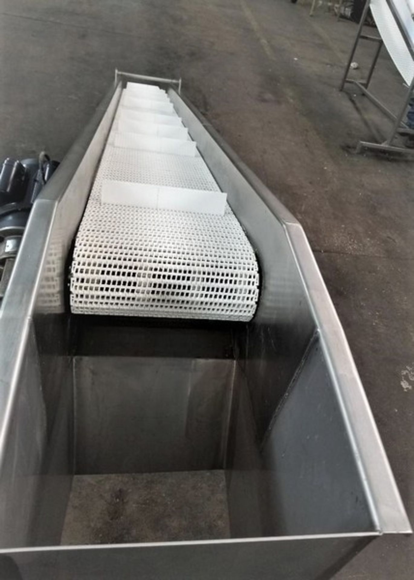 Marchant Schmidt S/S Incline Cleated Conveyor, Aprox. 12" W X 130" L, Unit last used the food - Image 5 of 10