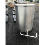 100 Gallon S/S Tank 30” dia x 53” tall (Located Union Grove, WI) (Loading/Rigging Fee $50)