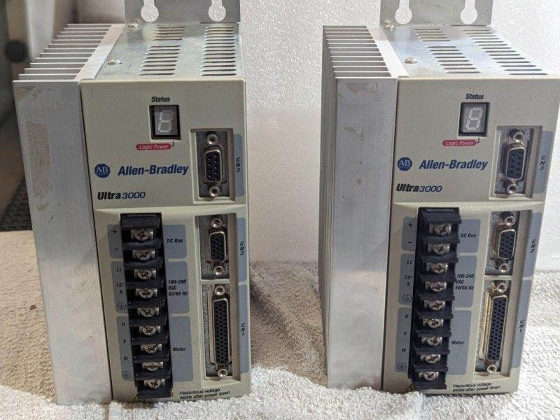 ALLEN-BRADLEY Ultra 3000 Servo Drives (Lot of 2); Model 2098-DSD-010 (Located Charleston, SC)