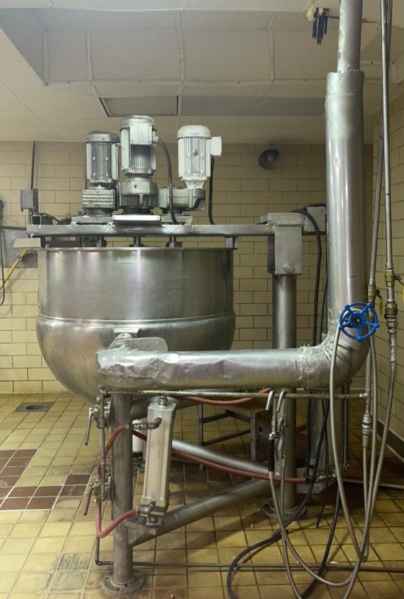 Groen 250 Gal. S/S Triple Motion Jacketed Automatic Tilt Kettle Model DN/TA-180, S/N 116737, - Image 3 of 7