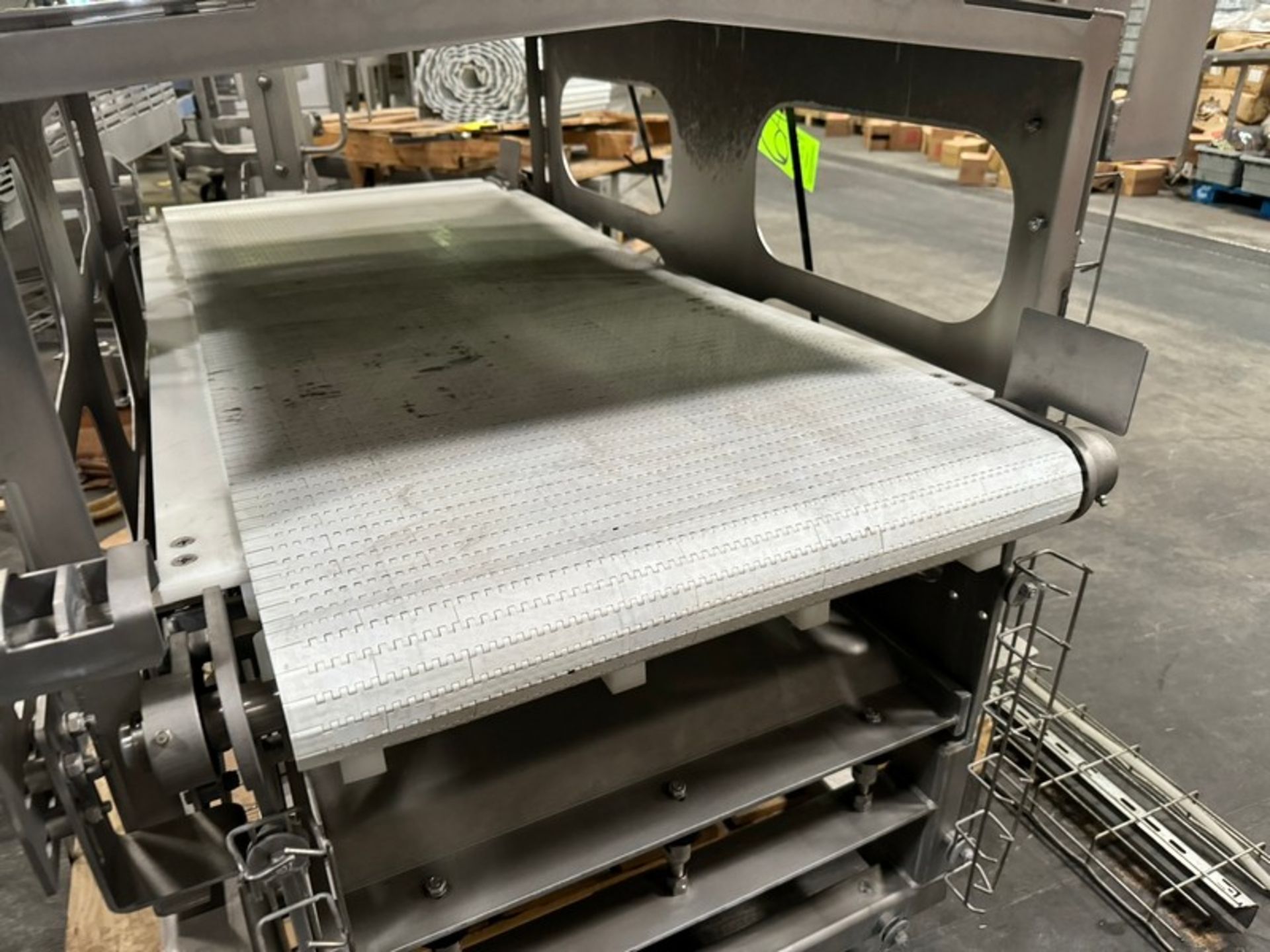 STRAIGHT SECTION OF PRODUCT CONVEYOR WITH 24 IN W PLASTIC BELT INCLUDES S/S HOOD AND FRAME - Image 8 of 8
