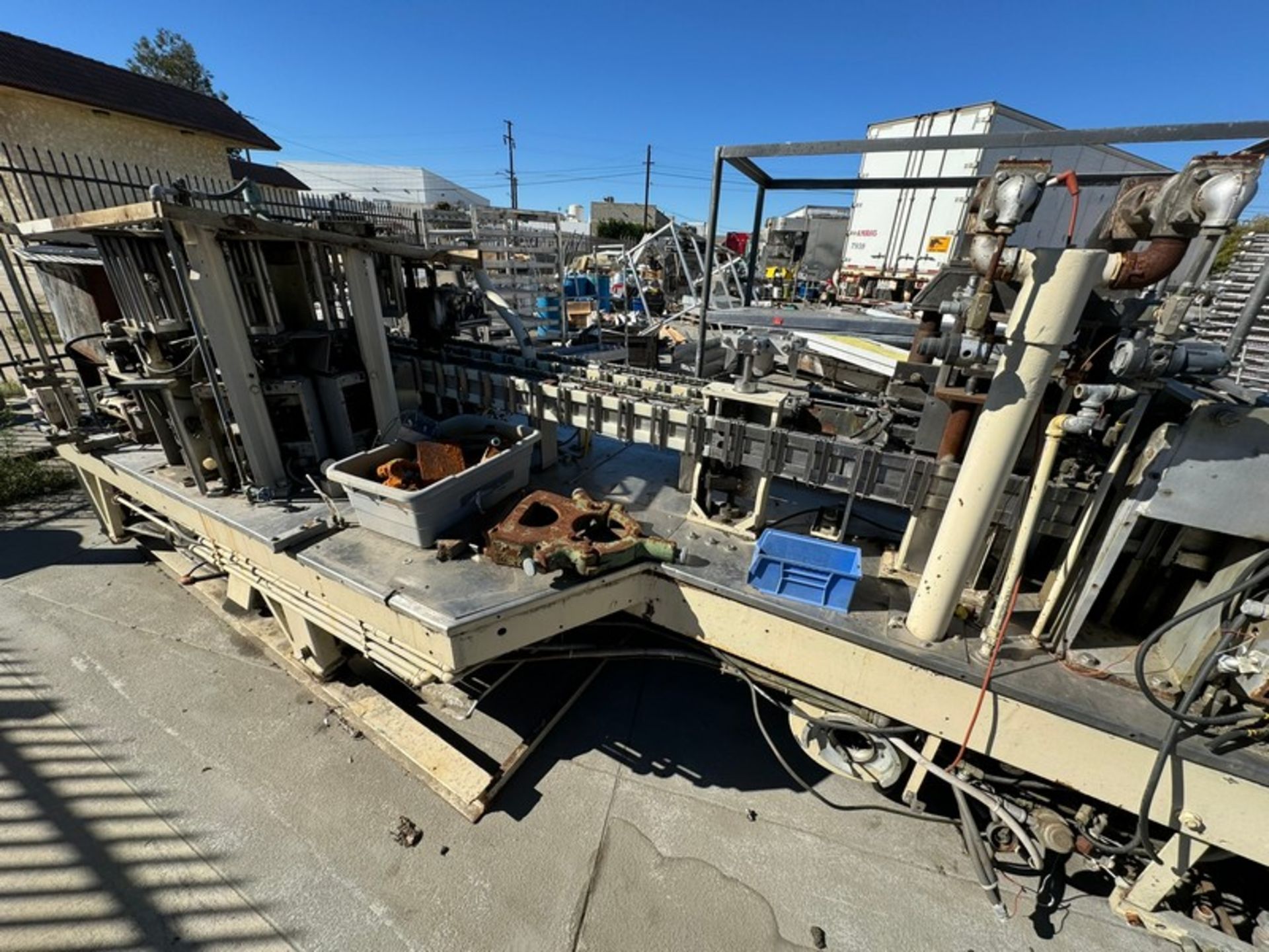 Linker Machine (LOCATED IN COLTON, CA) - Image 3 of 4
