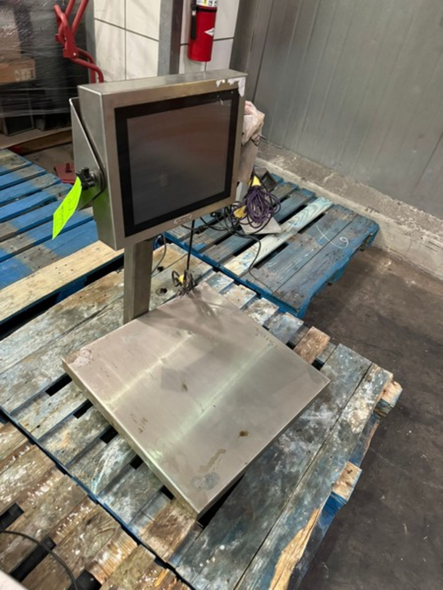 S.G. Systems LLC S/S Platform Scale, Platform Dims.: Aprox. 23-1/2” L x 23-1/2” W, with Digital Read