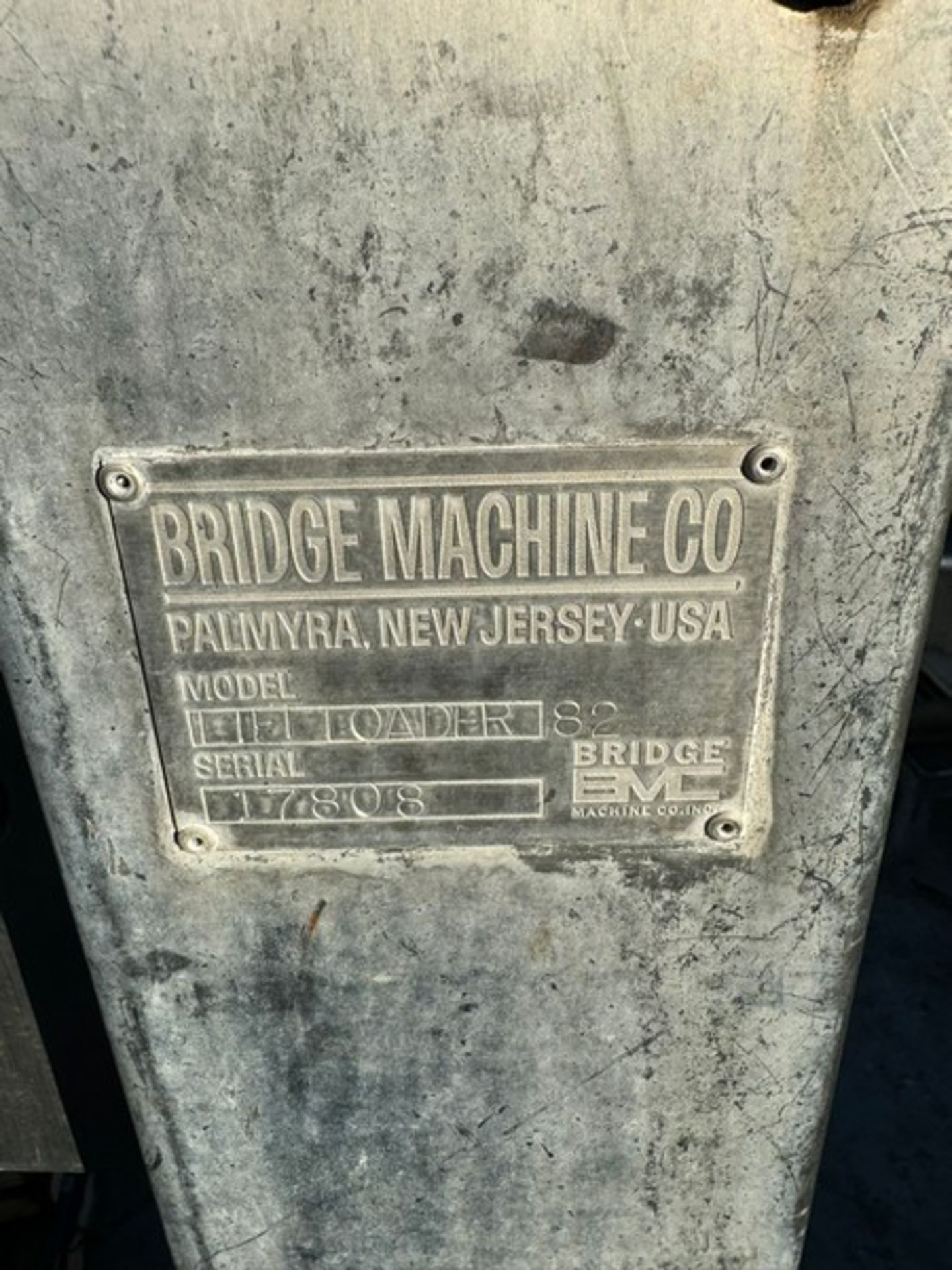 Bridge Machine Co. S/S Column Lift Loader, M/N LIFT LOADER 82, S/N 17808 (LOCATED IN COLTON, CA) - Image 2 of 4